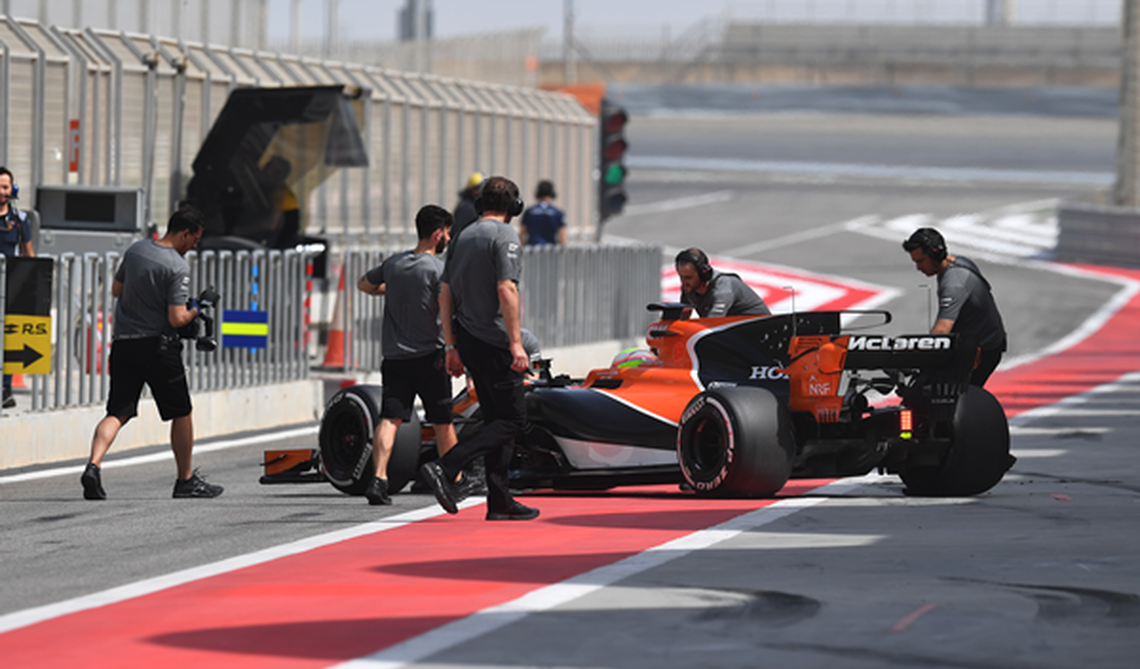 McLaren-Honda probará mejoras en los test de Bahréin