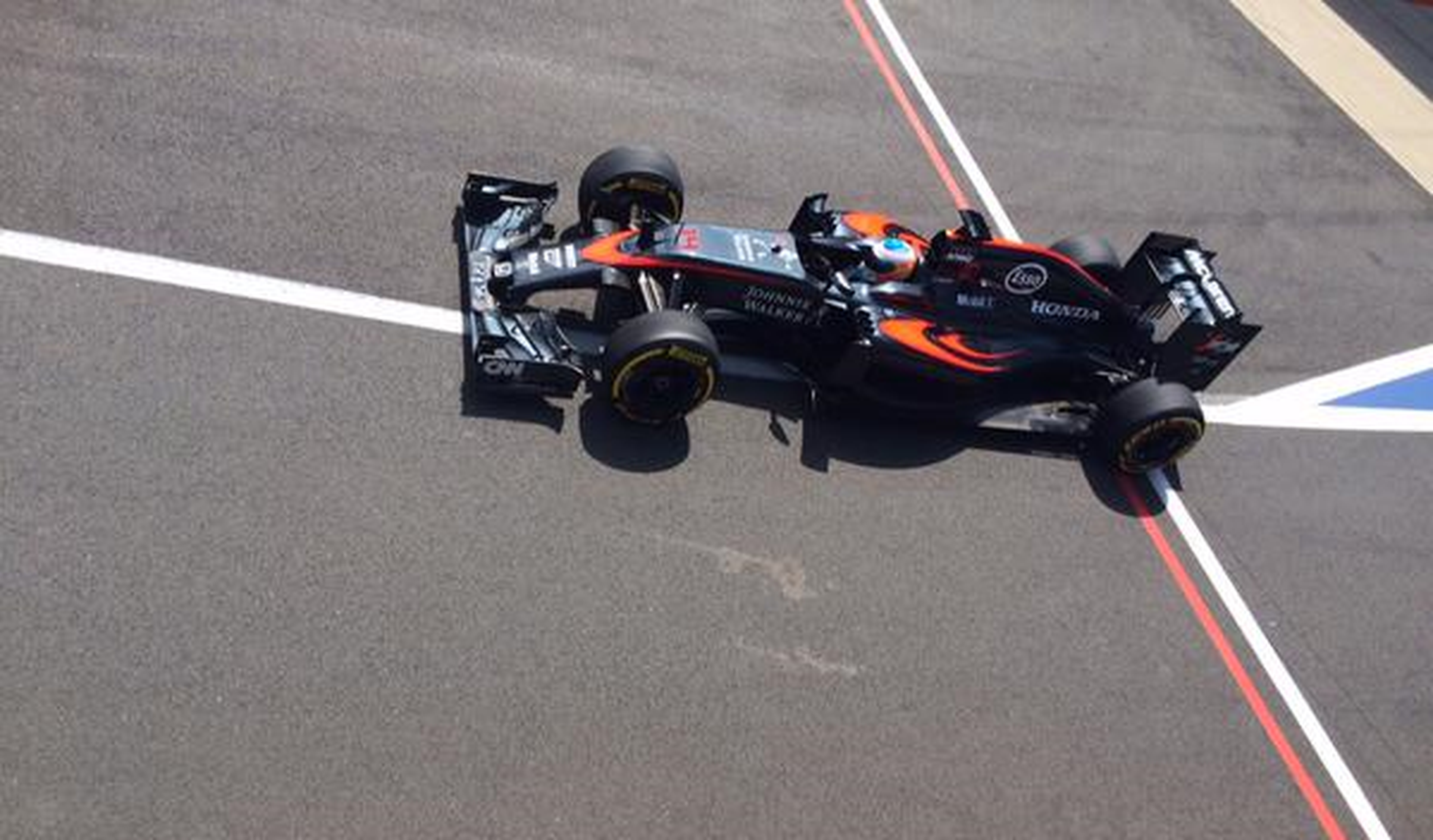 McLaren se queda en Silverstone para un filming day