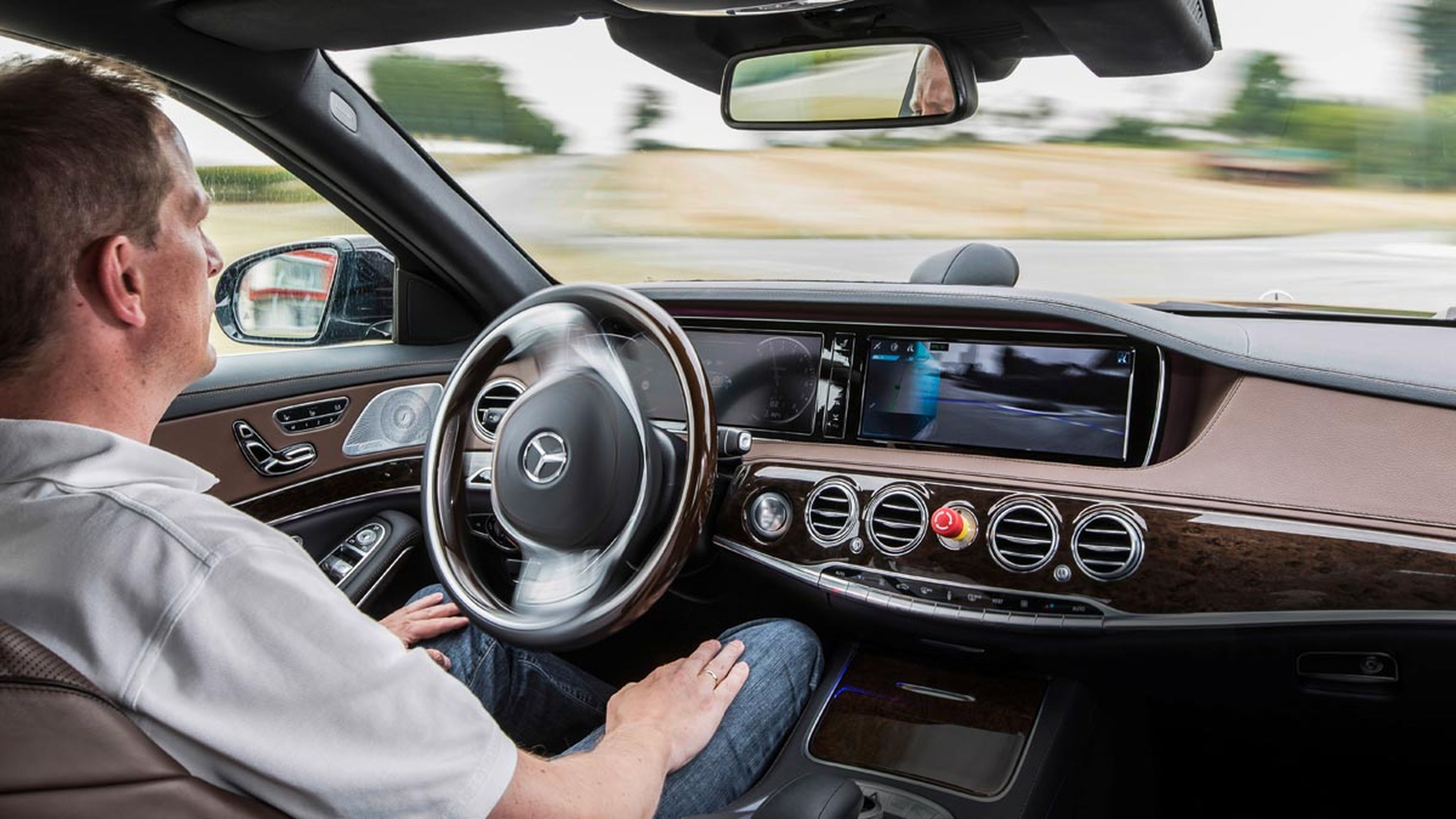 Mercedes conducción autonoma