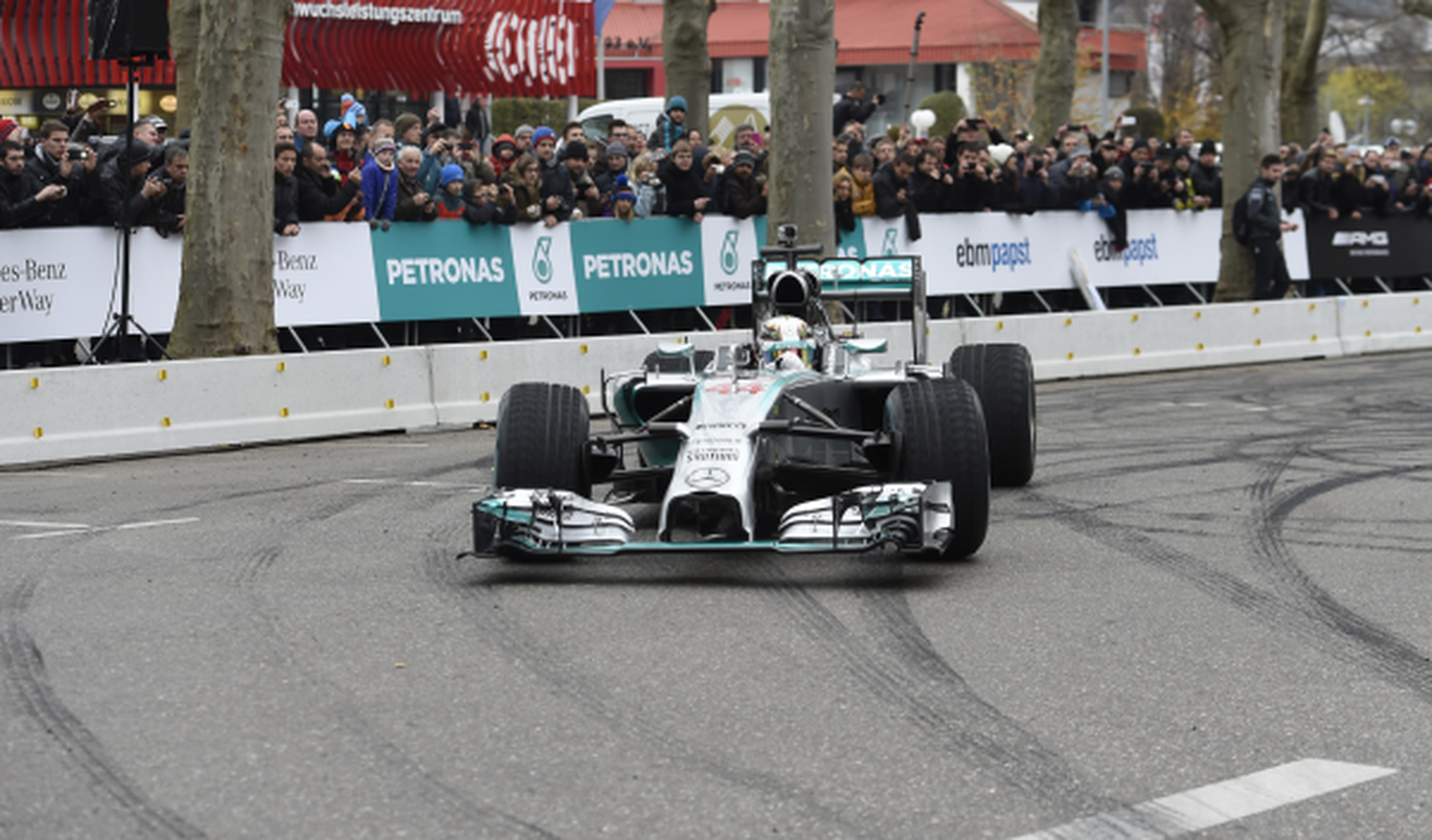 Mercedes hará un test para Pirelli con el coche de 2014