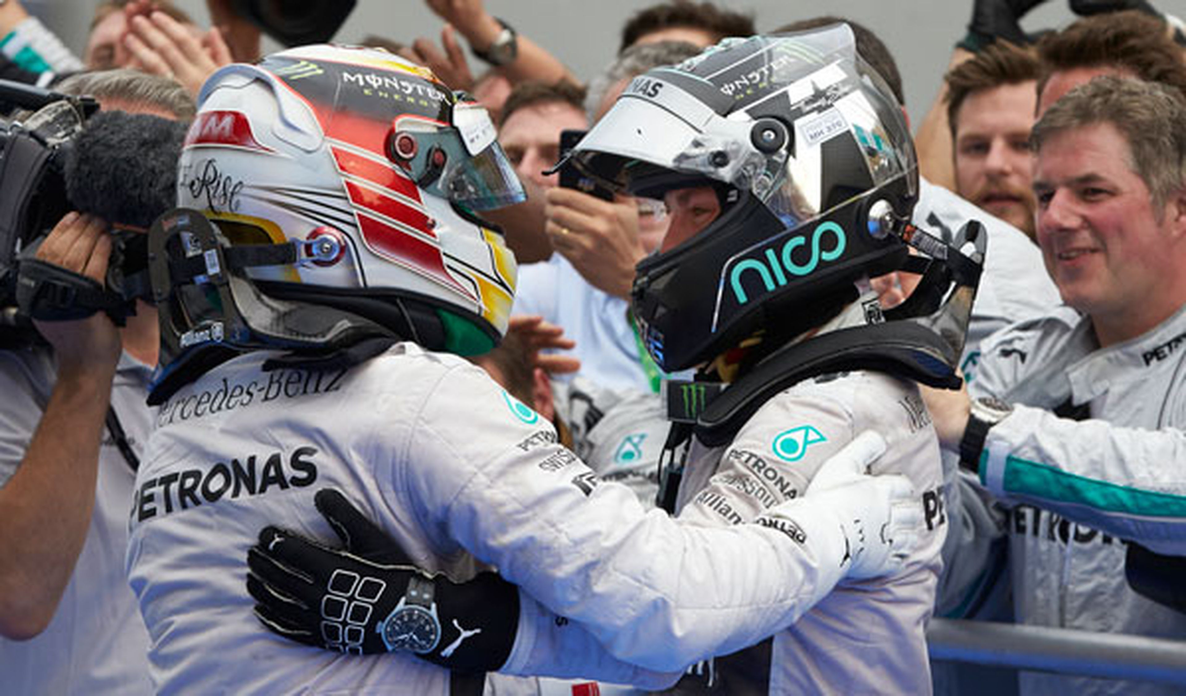 Mercedes puede hacer historia con Hamilton y Rosberg