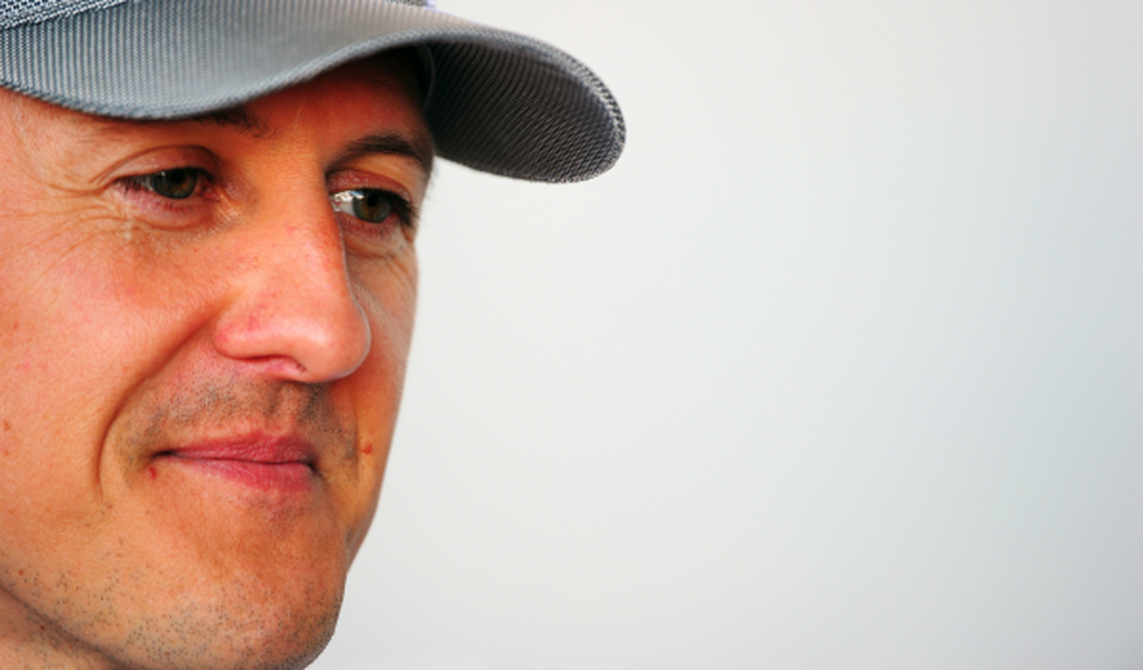 Michael Schumacher avanza "lentamente", según su esposa
