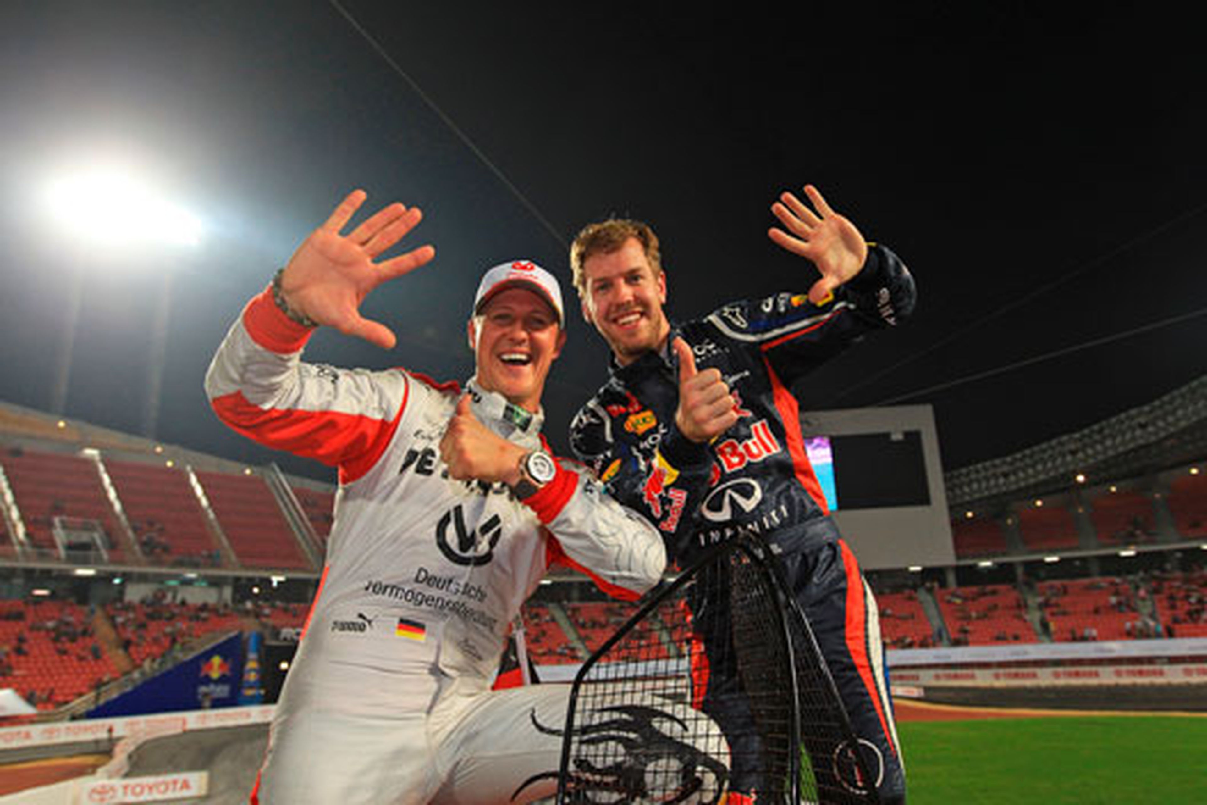 Michael Schumacher - Sebastian Vettel - Carrera Campeones 2012