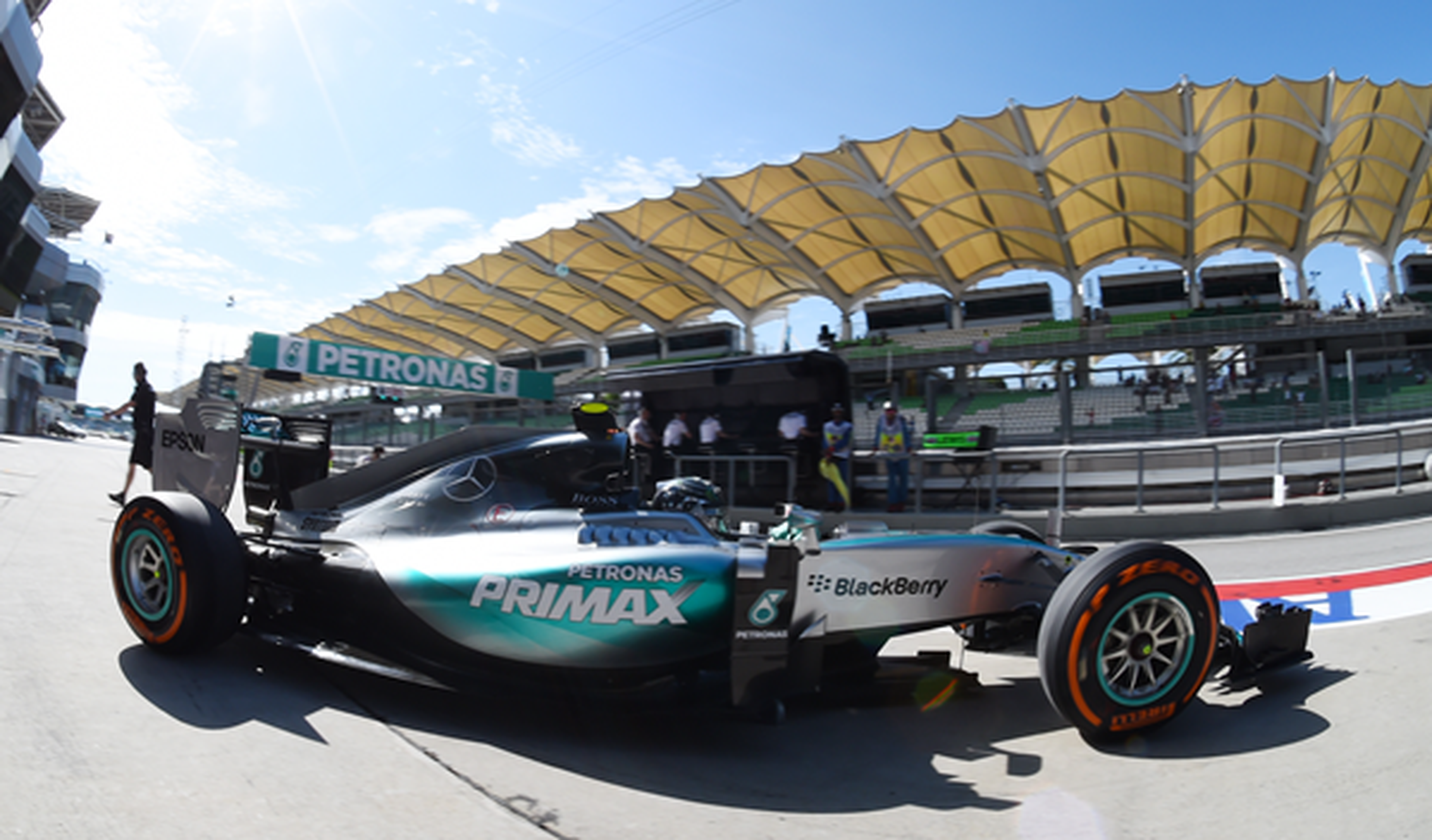 Nico Rosberg luchará por la pole en Malasia
