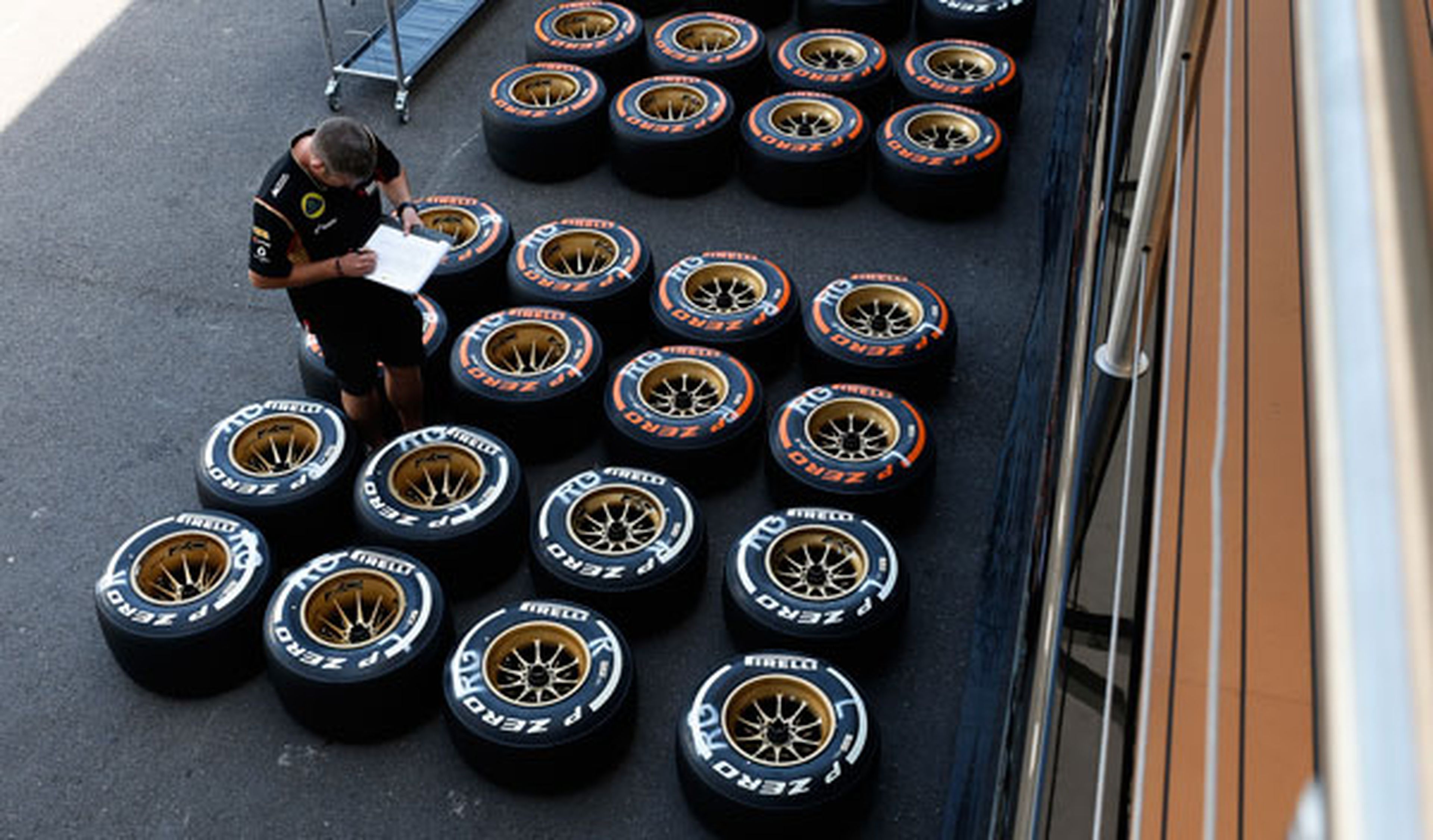 Pirelli descarta los neumáticos que montaba Rosberg