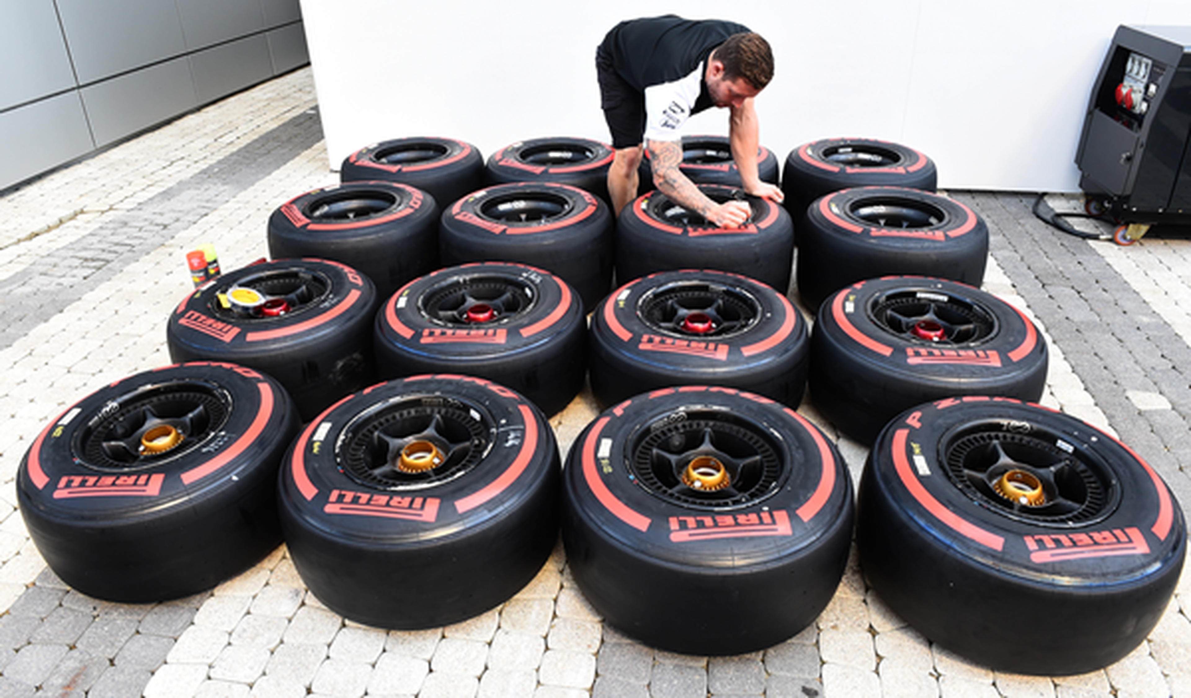 Pirelli elige los neumáticos para el GP Australia 2016