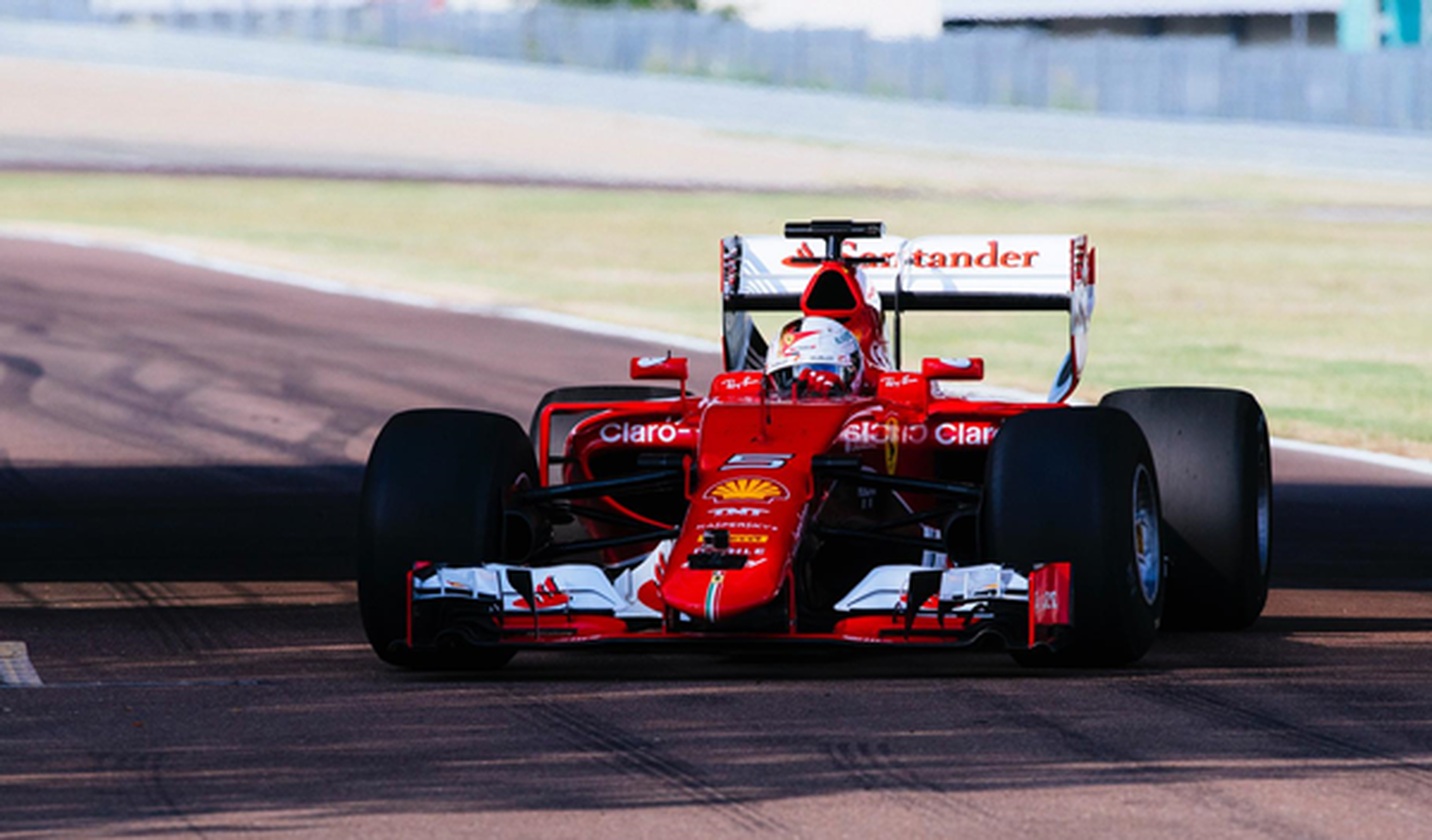 Pirelli prueba con Ferrari los neumáticos de F1 2017