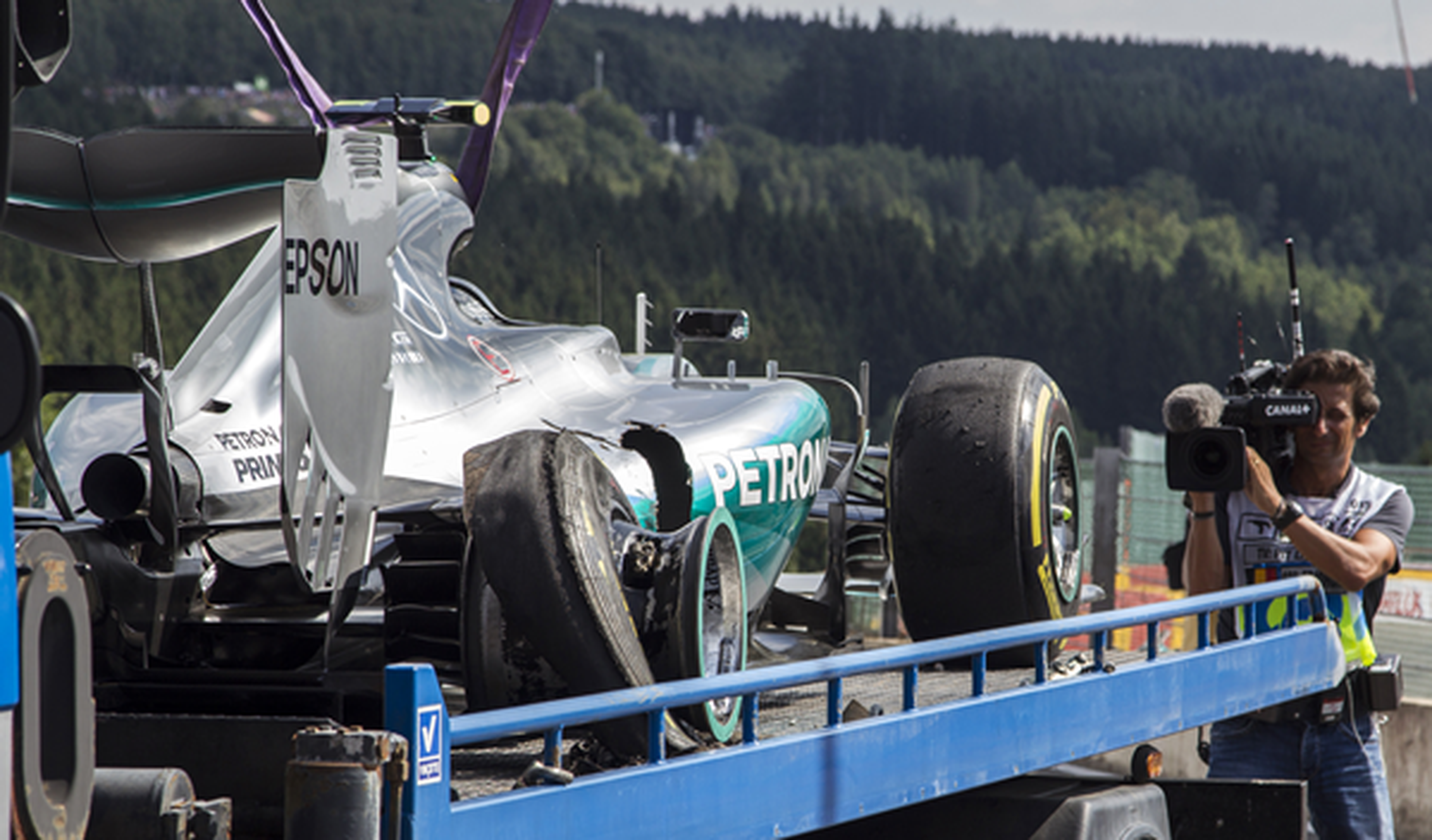 El reventón del neumático de Rosberg no es culpa de Pirelli