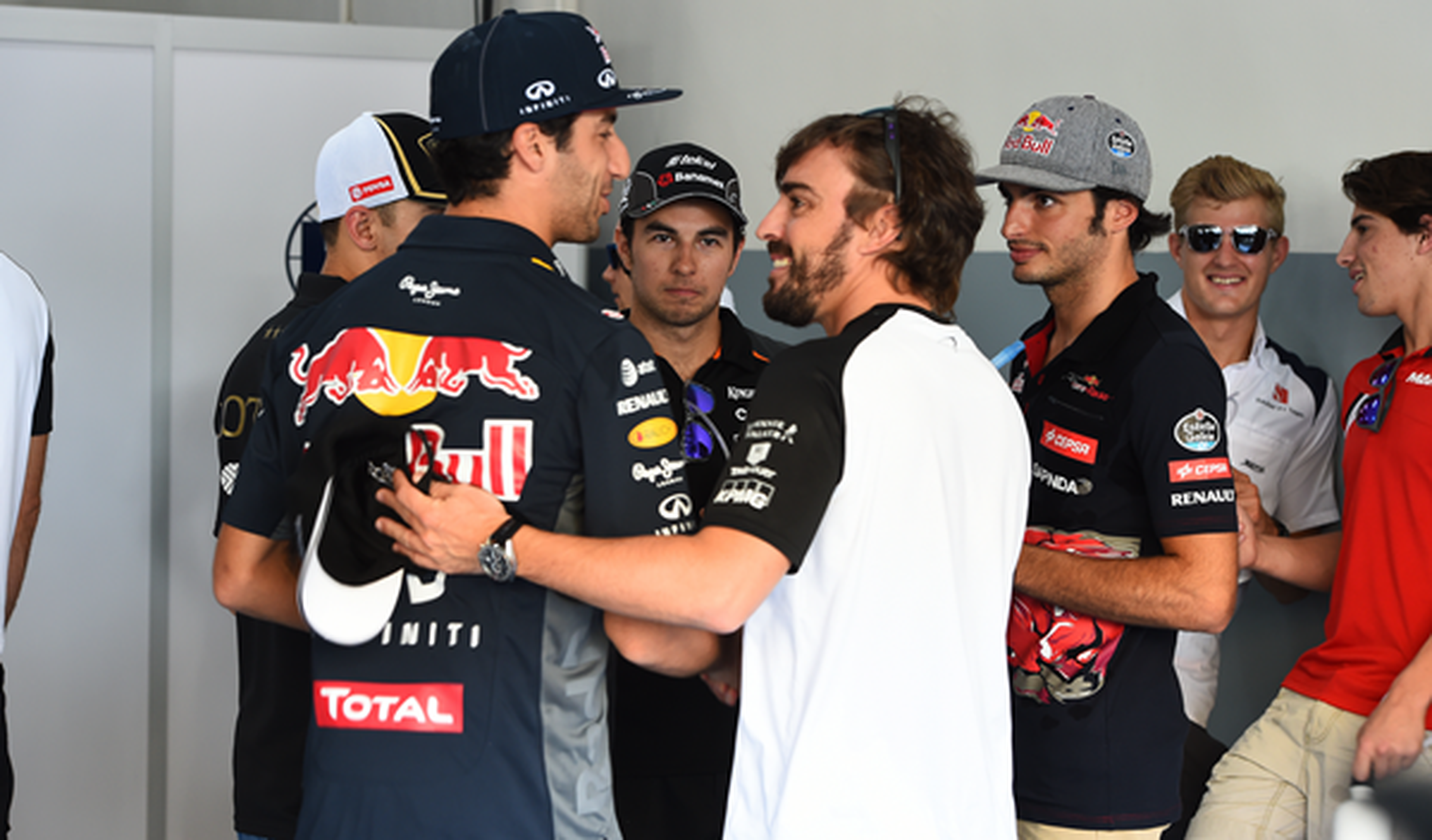 RIcciardo es el mejor piloto para Alonso: "ganó a Vettel"