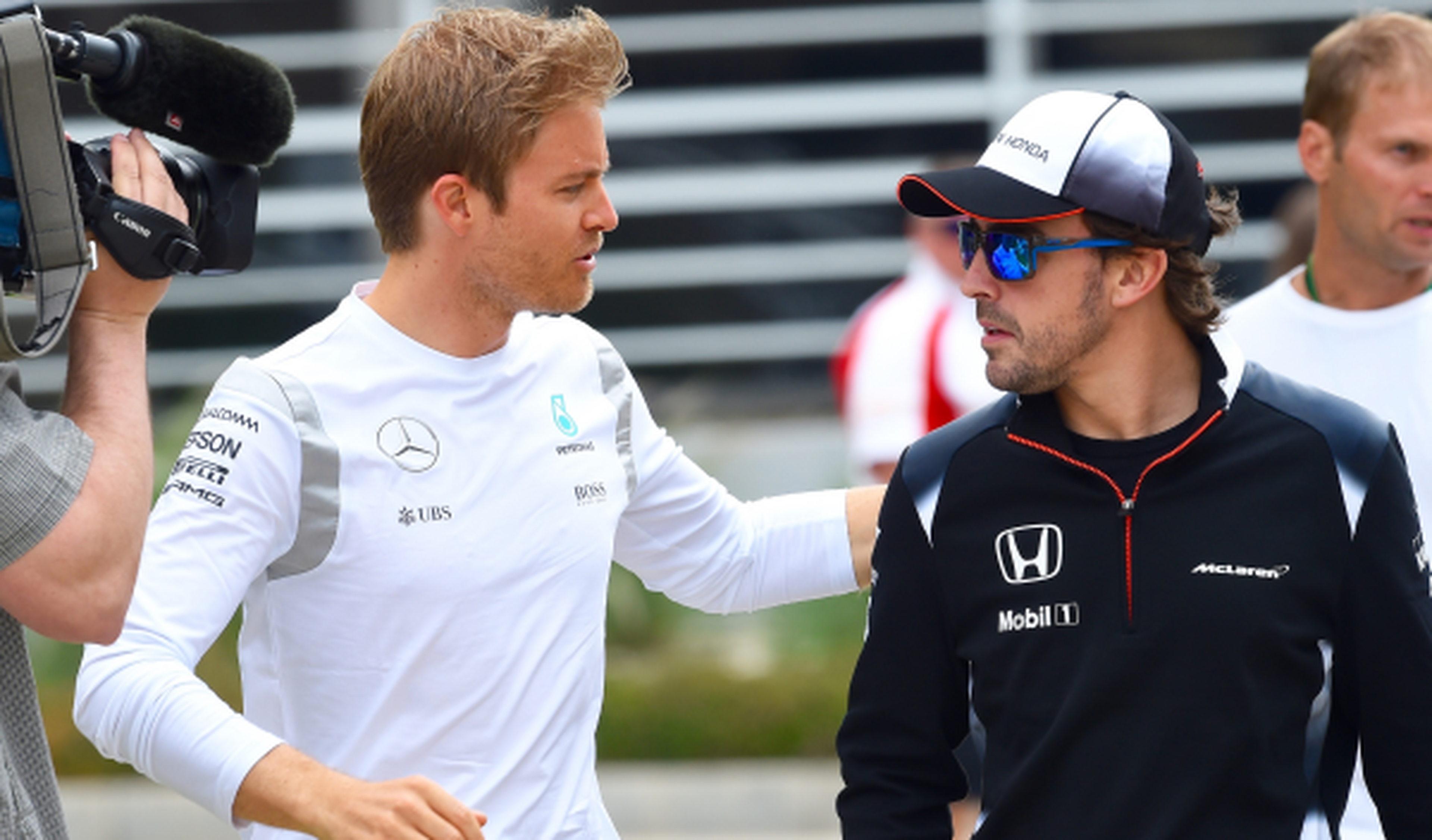 Rosberg: “como fan habría elegido a Alonso para Mercedes”