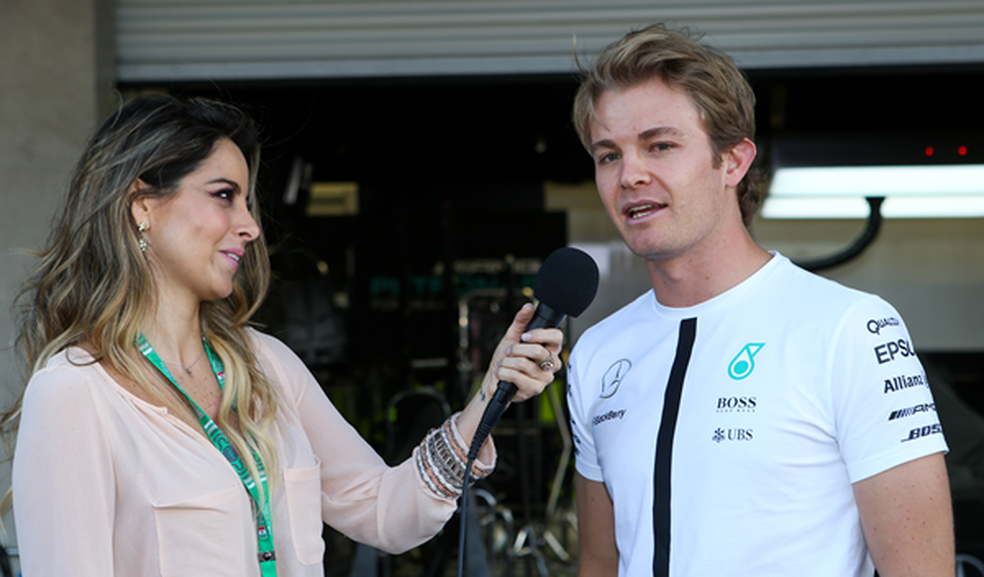 Rosberg: "el problema es que Hamilton pilota muy bien"