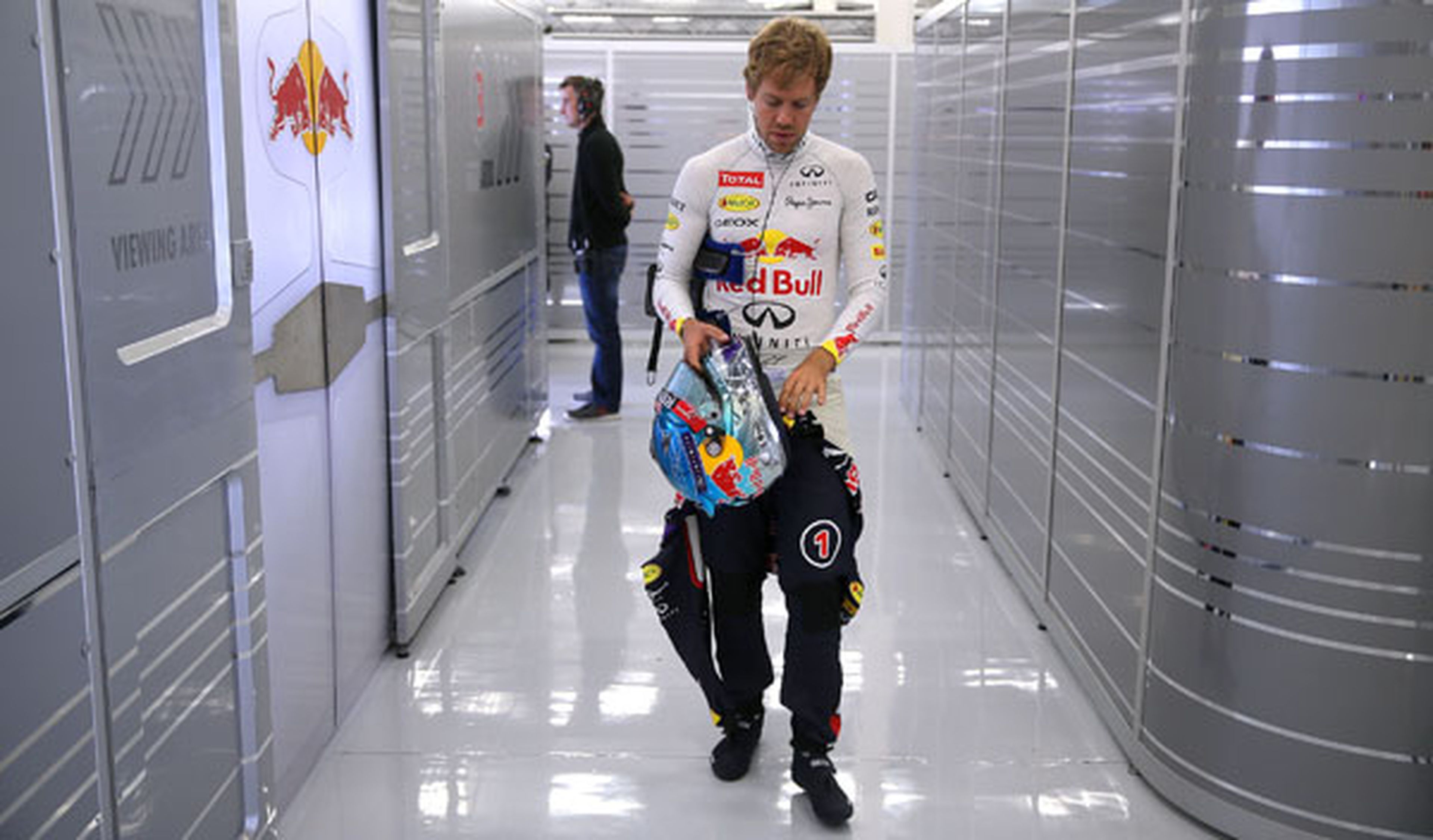 Sebastian Vettel con Red Bull en el circuito de Silverstone durante el GP de Gran Bretaña F1 2014