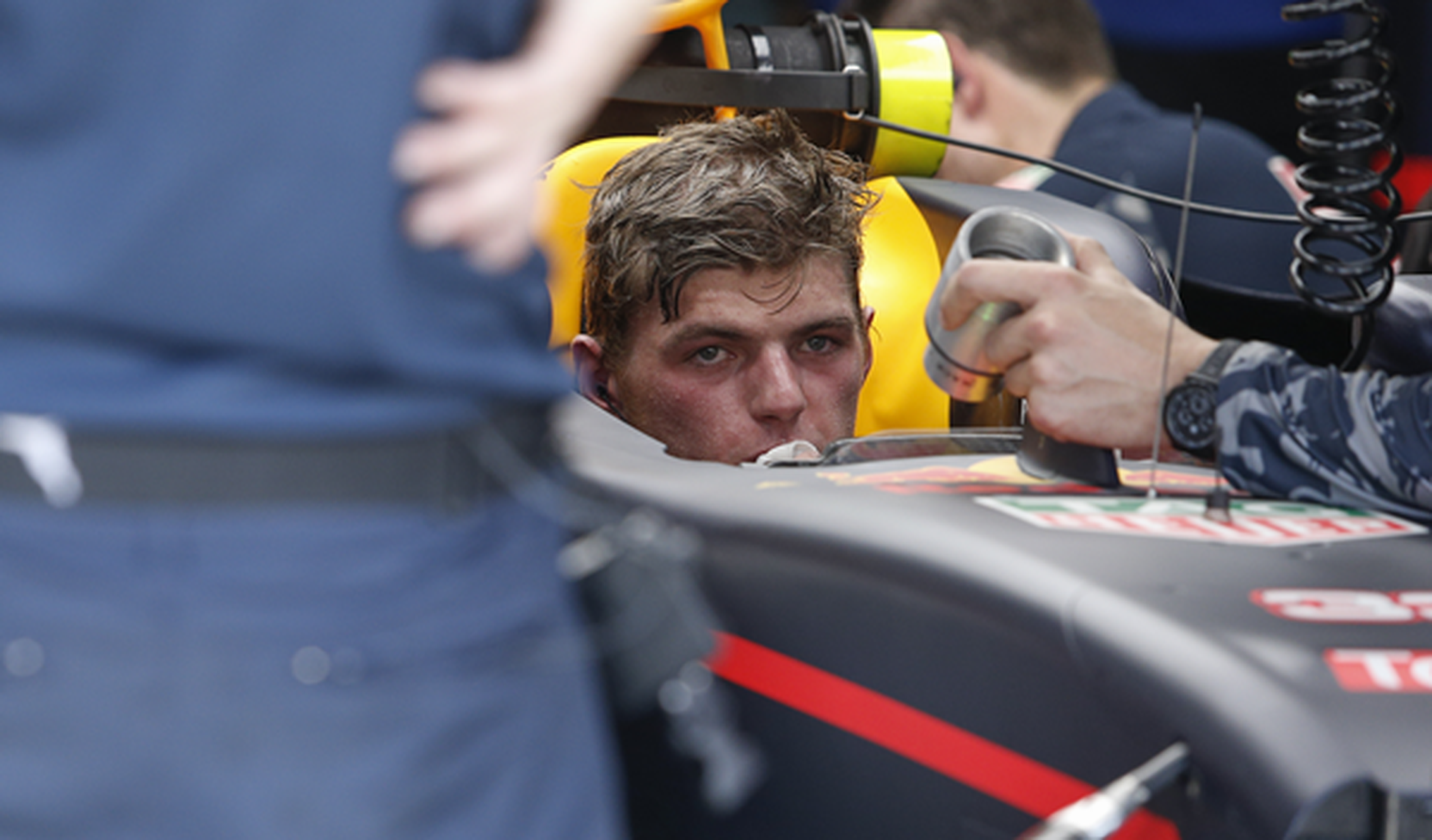 Verstappen sufrió mareos tras los entrenamientos en Malasia