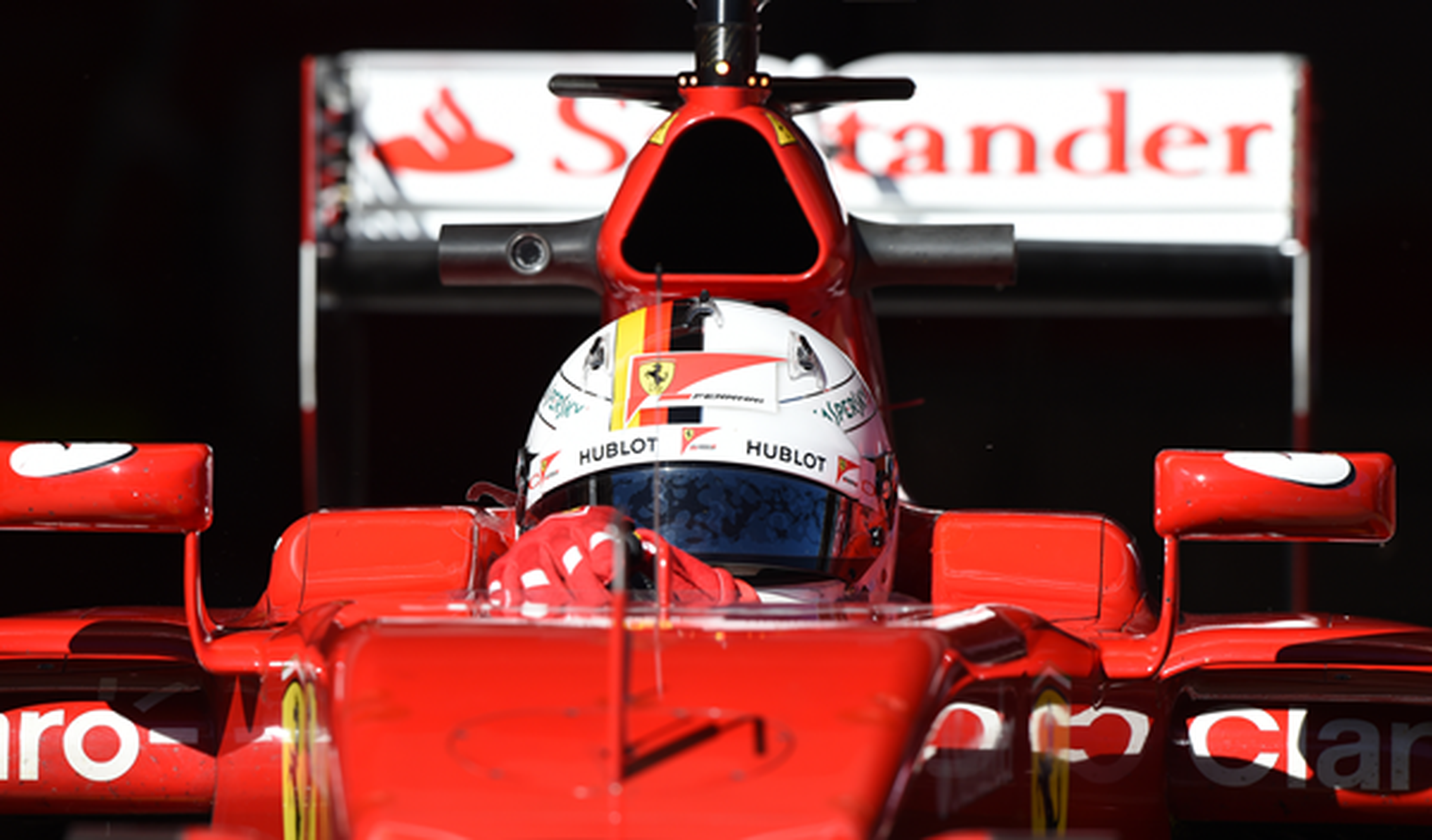 Vettel está dispuesto a pagar multas por cambiar de casco