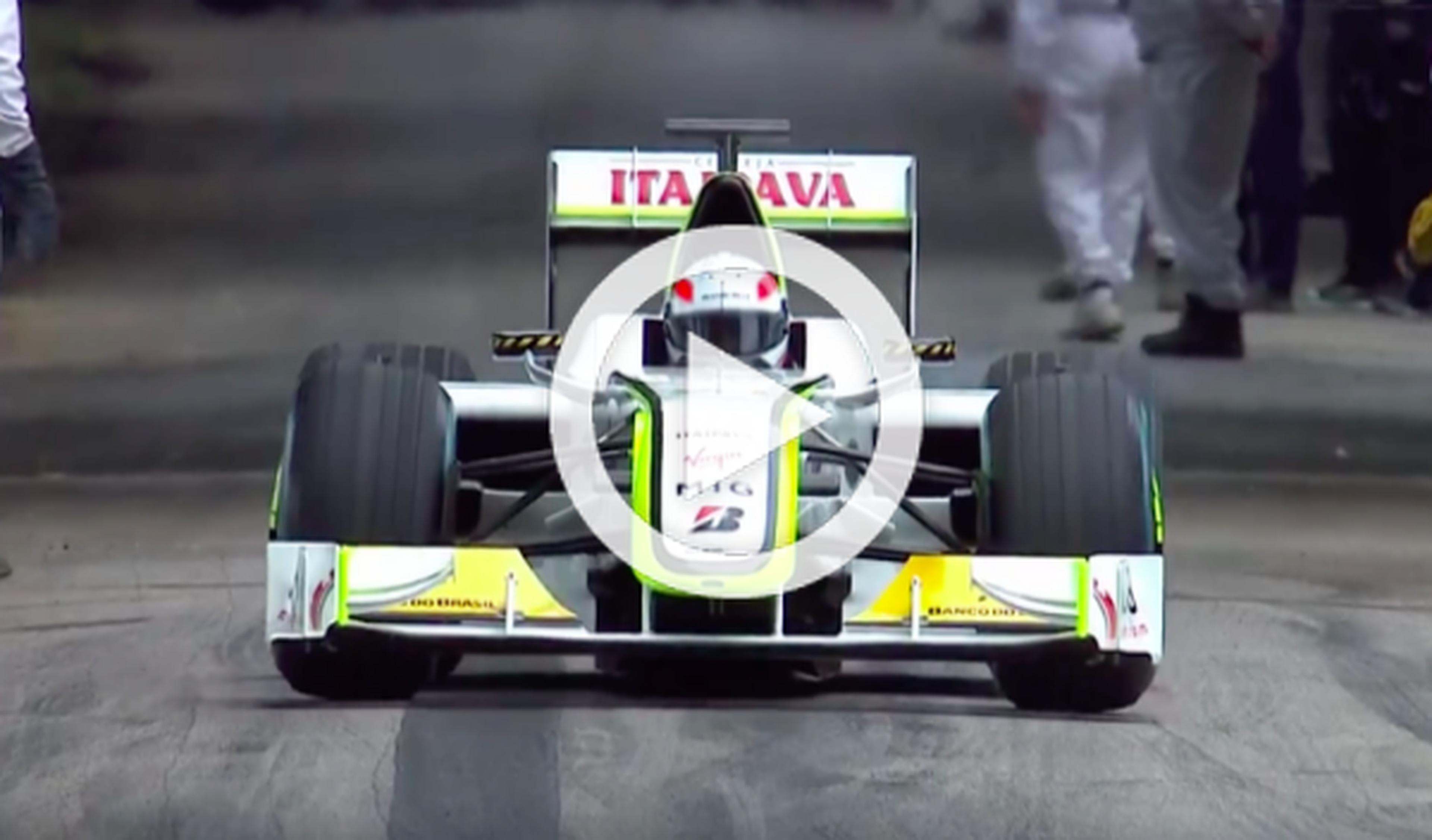 Vídeo: el Brawn GP campeón de 2009 vuelve a pista