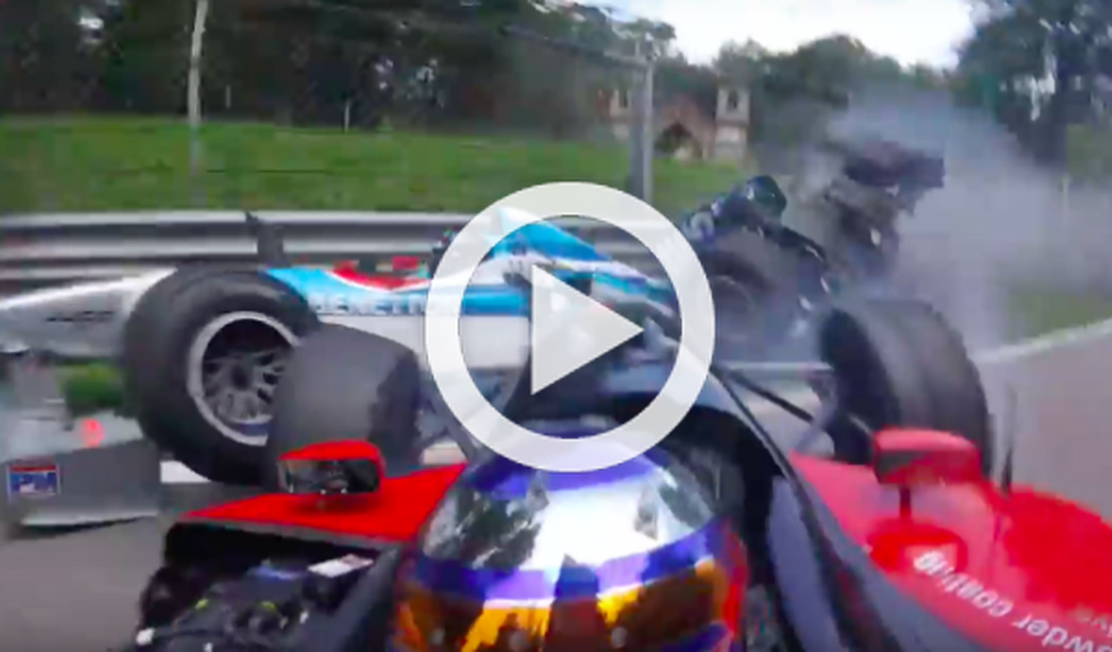 Vídeo: brutal accidente de un F1 y un Champcar en Monza