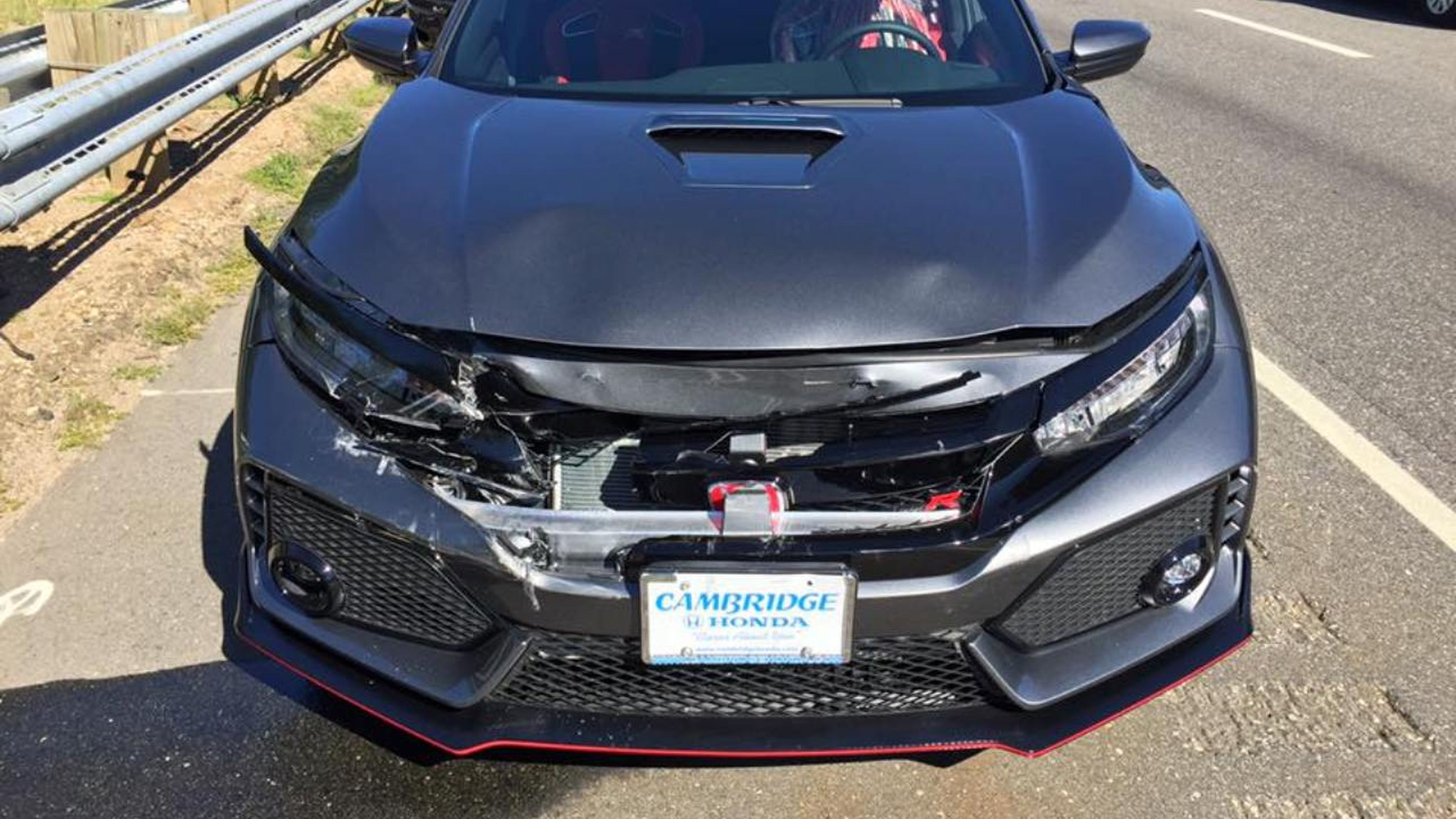 Accidente Honda Civic Type R 2017