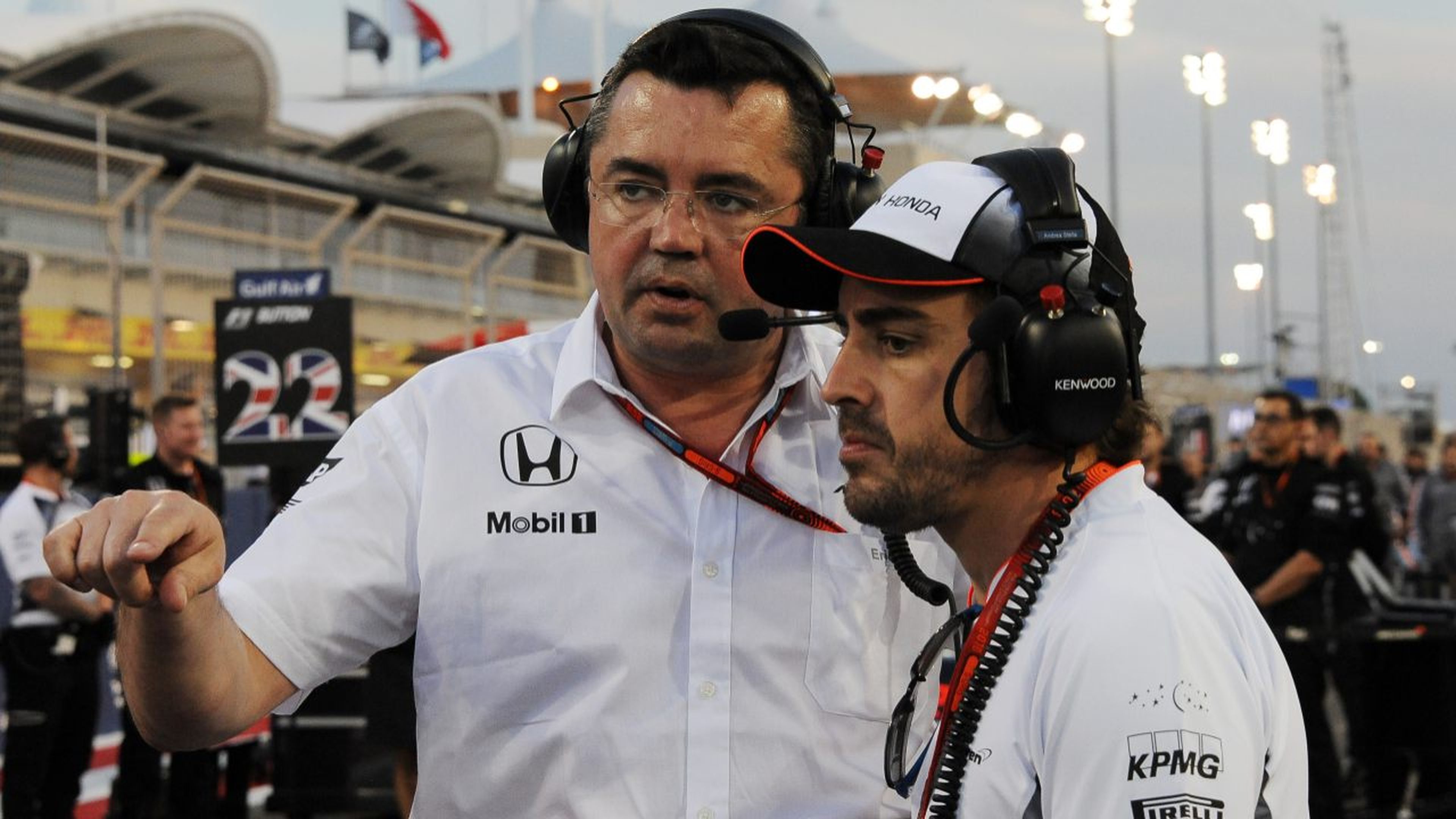 Fernando Alonso y Eric Boullier