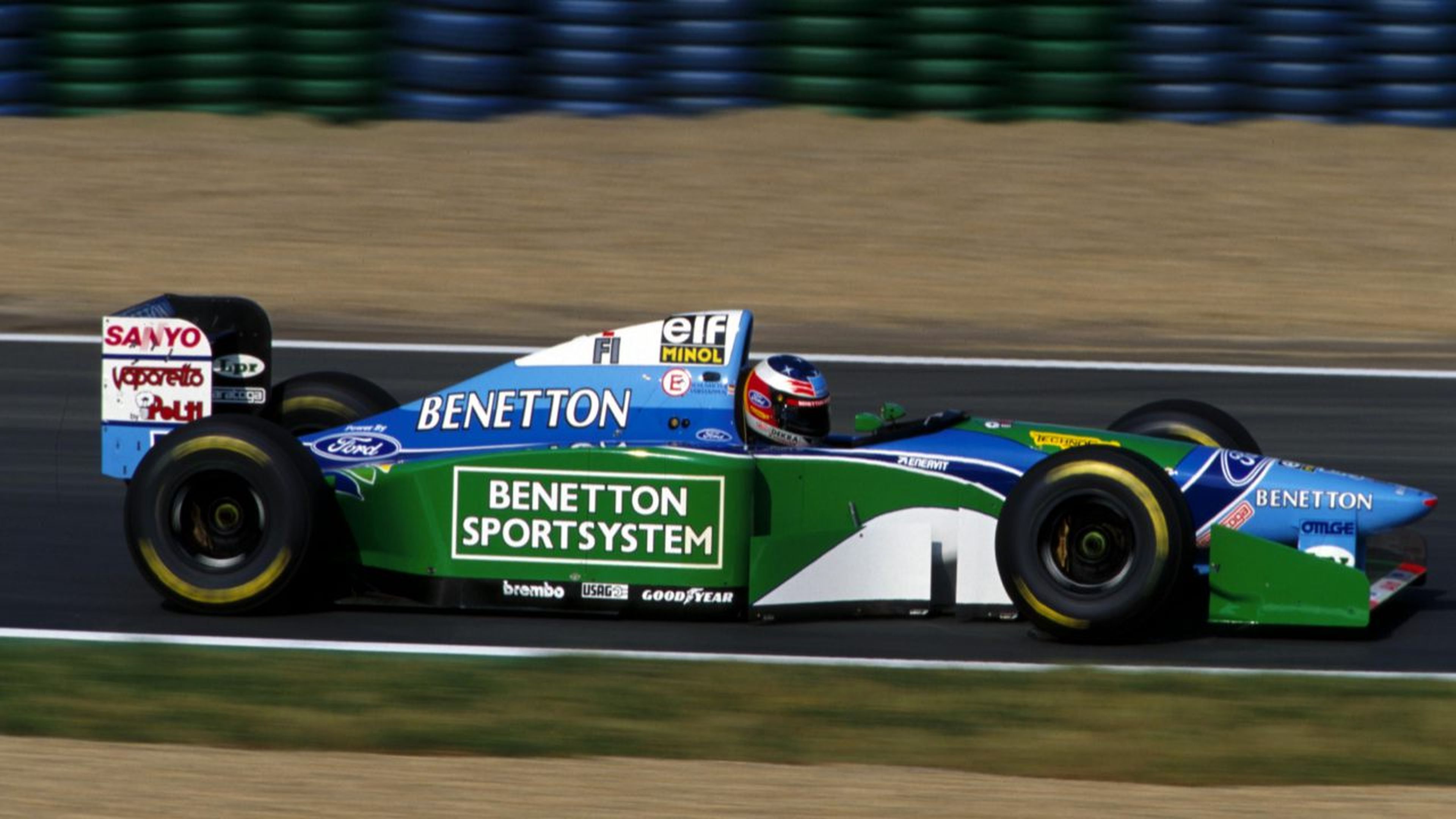 Michael Schumacher, al volante del Benetton F1 B194 de 1994