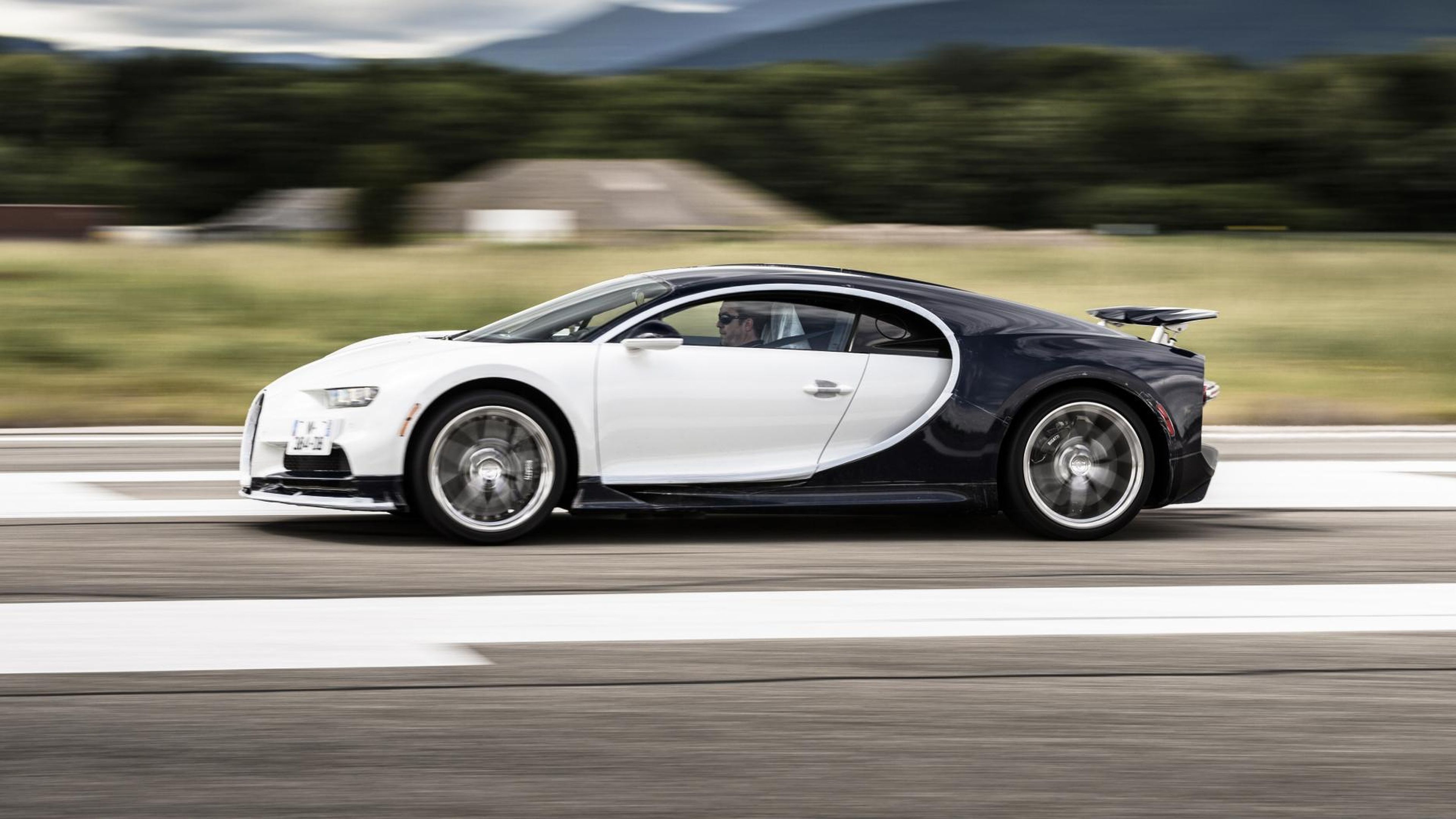 Proceso de fabricación del Bugatti Chiron: test drive