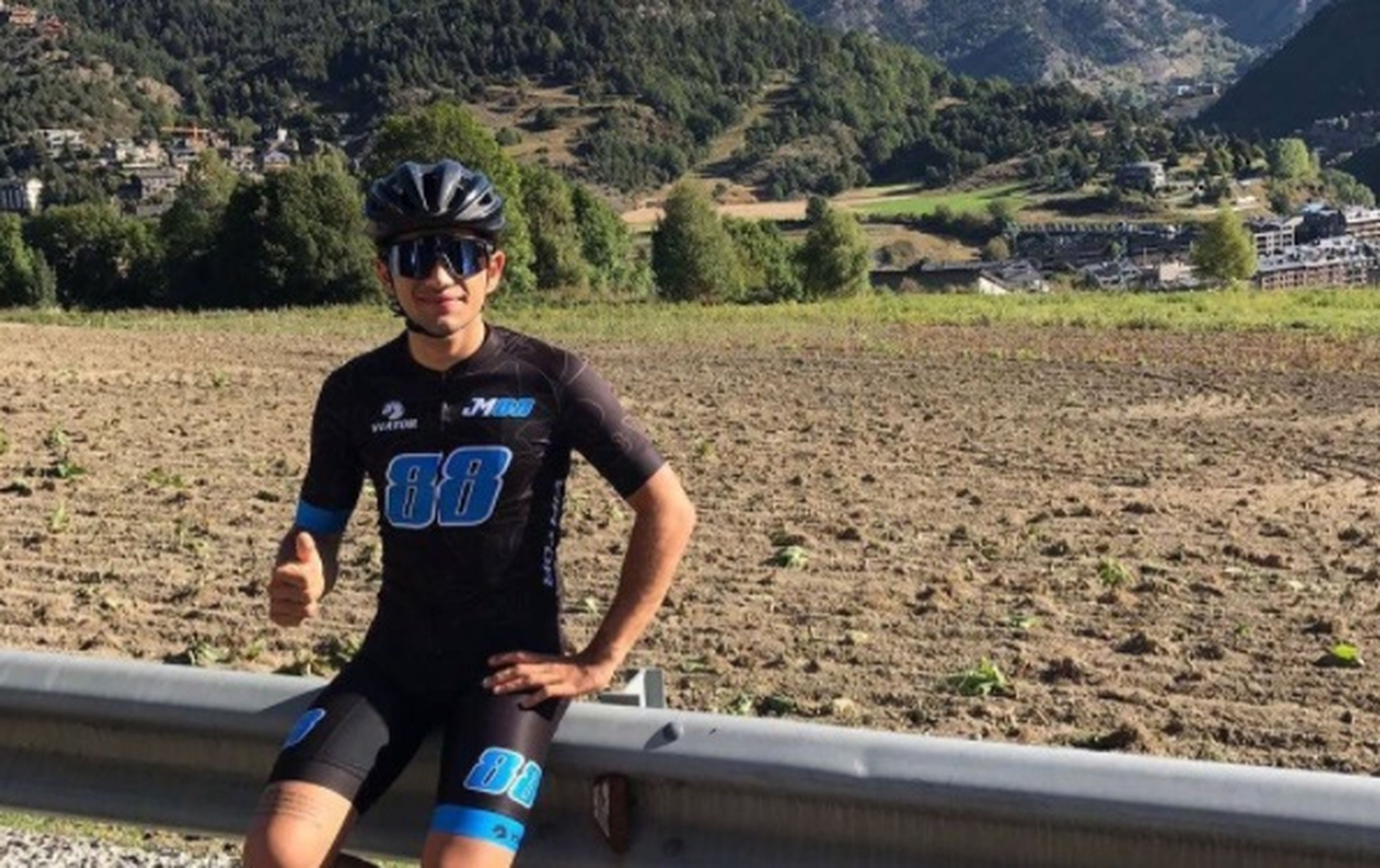 Jorge Martín sufre el atropello de un coche mientras montaba en bicicleta