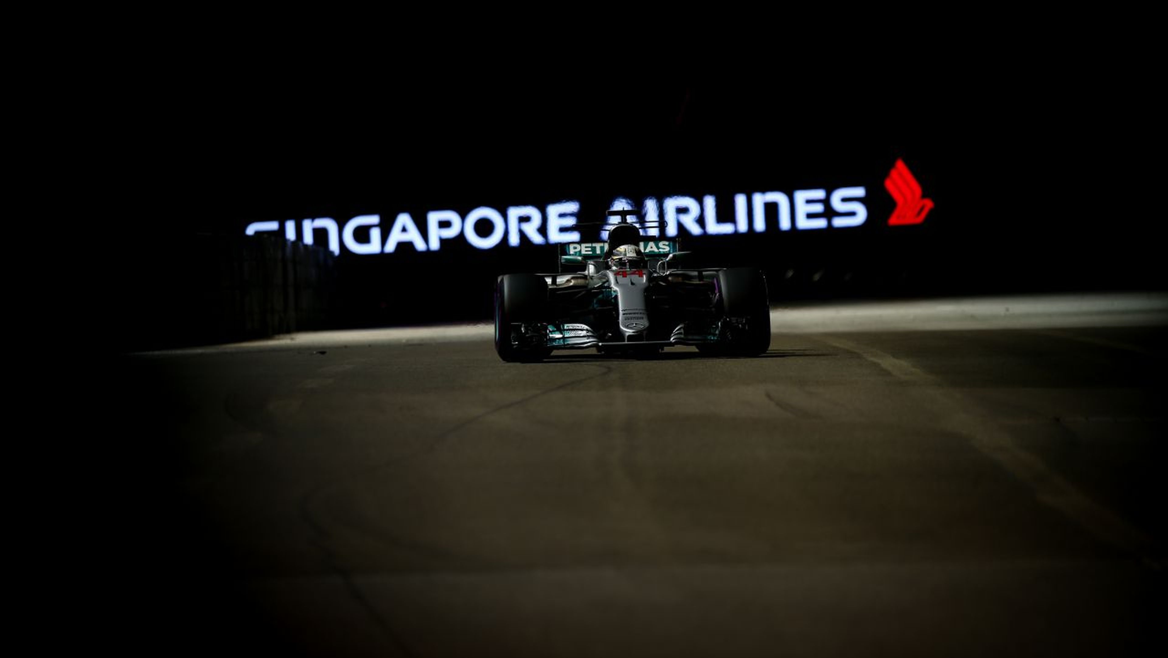 Lewis Hamilton vence en Singapur