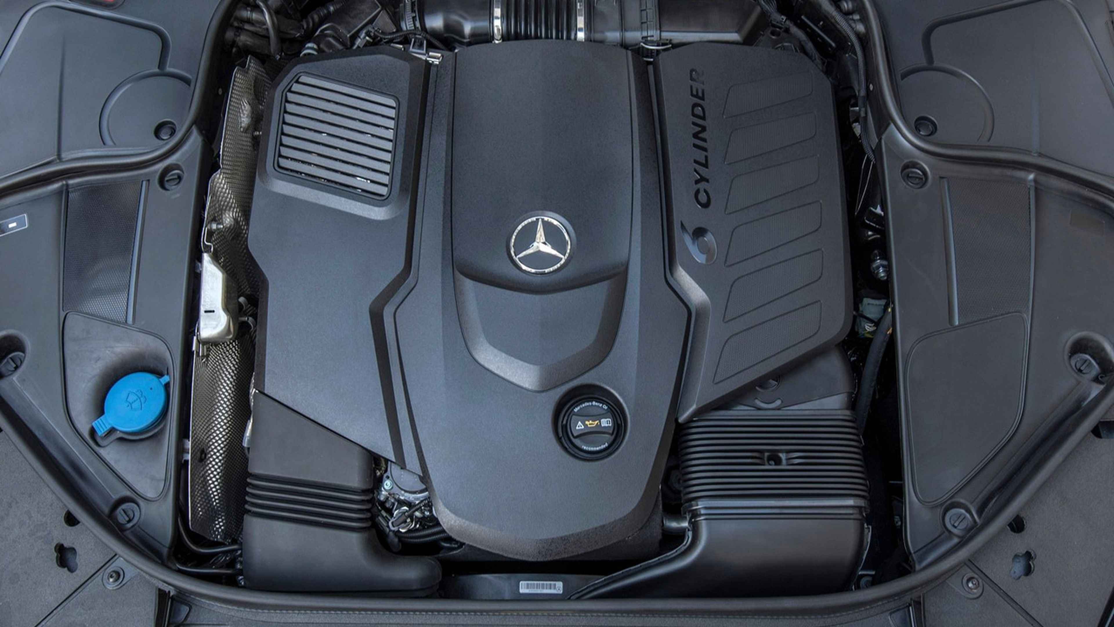 Motor 6 cilindros en línea Mercedes