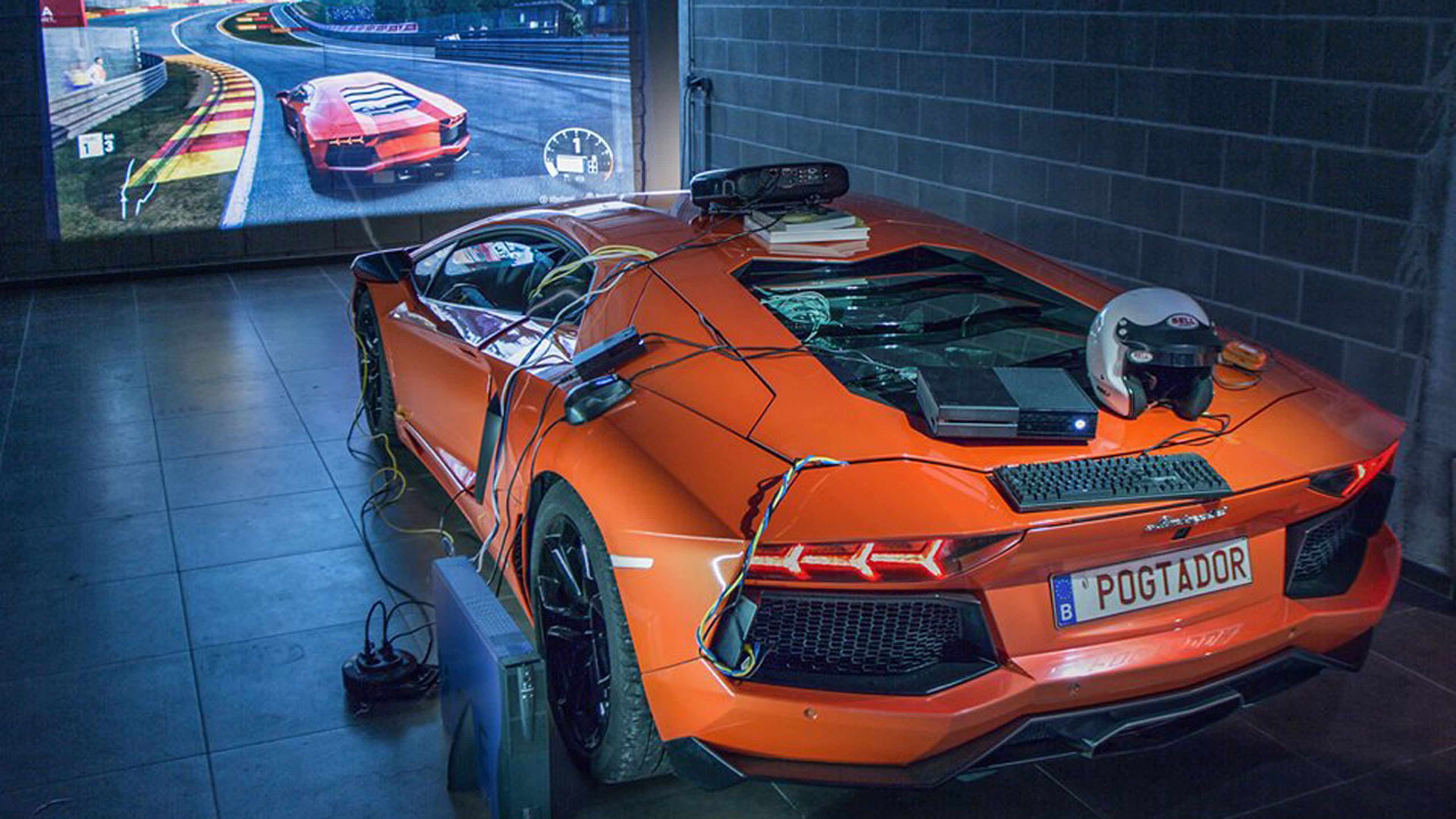 Lamborghini Aventador transformado en un simulador