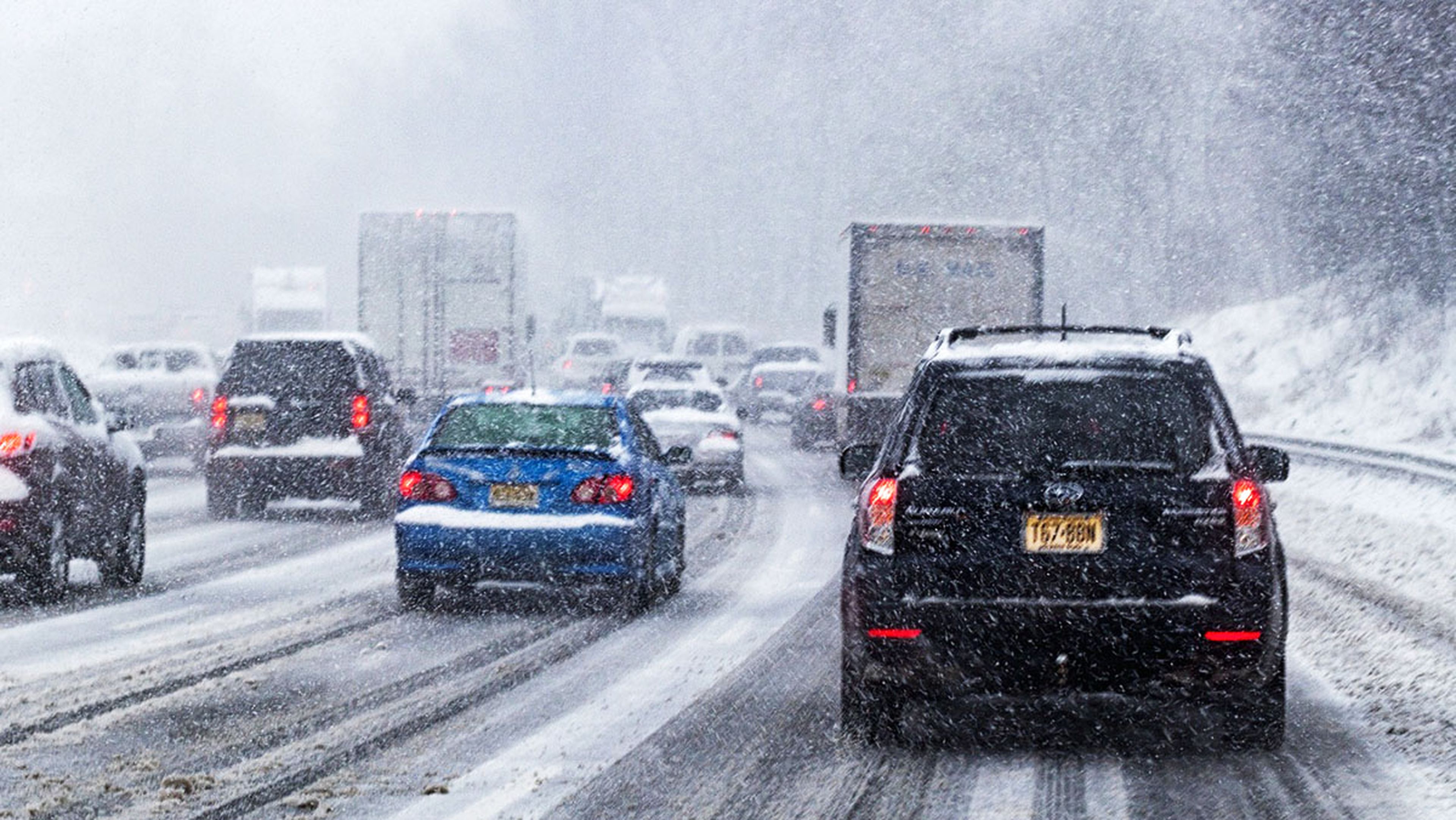 5 consejos para conducir sobre nieve - Anticípate a las situaciones