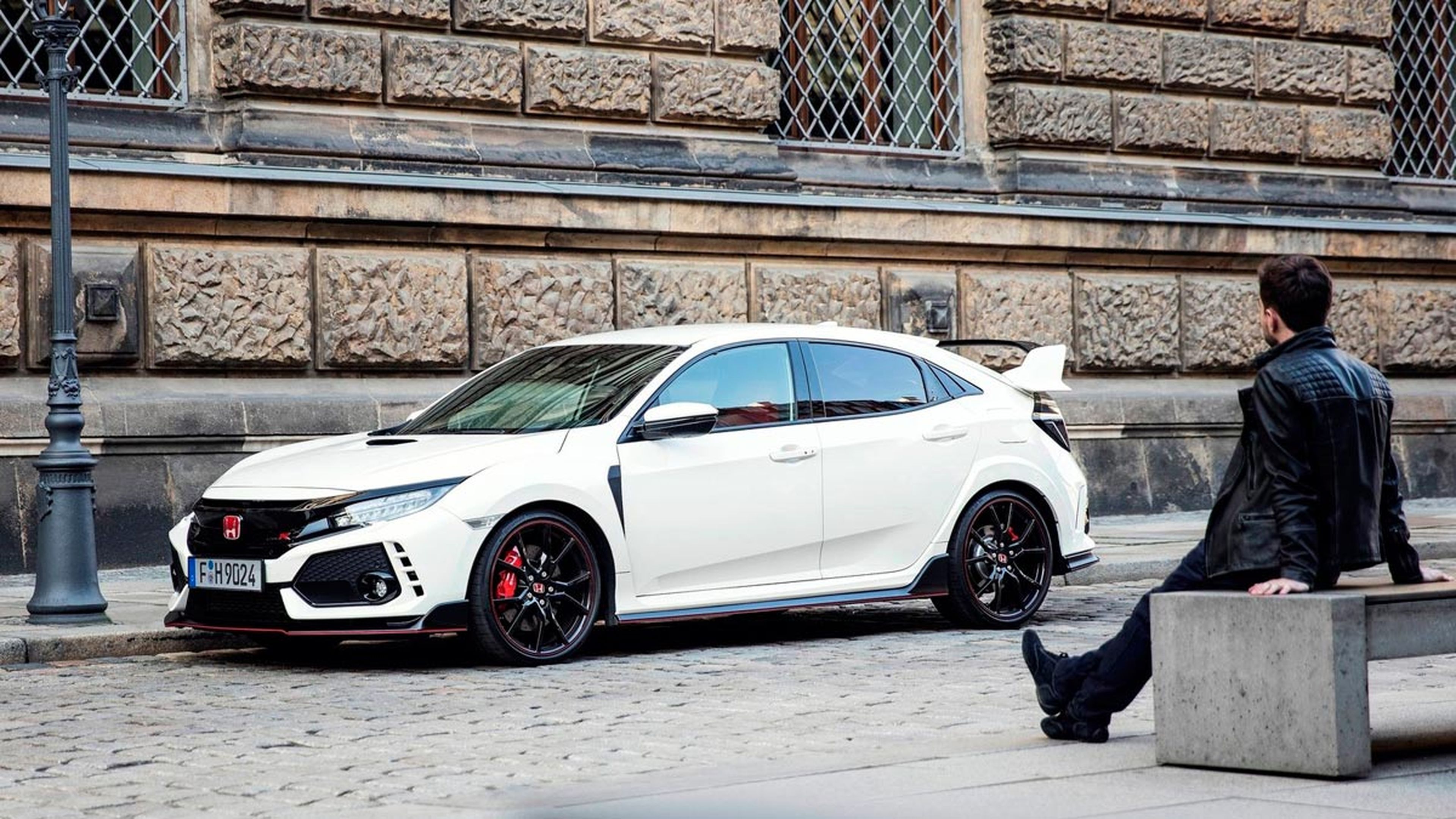5 cosas por las que es mejor el Civic Type R que el Focus RS: usabilidad
