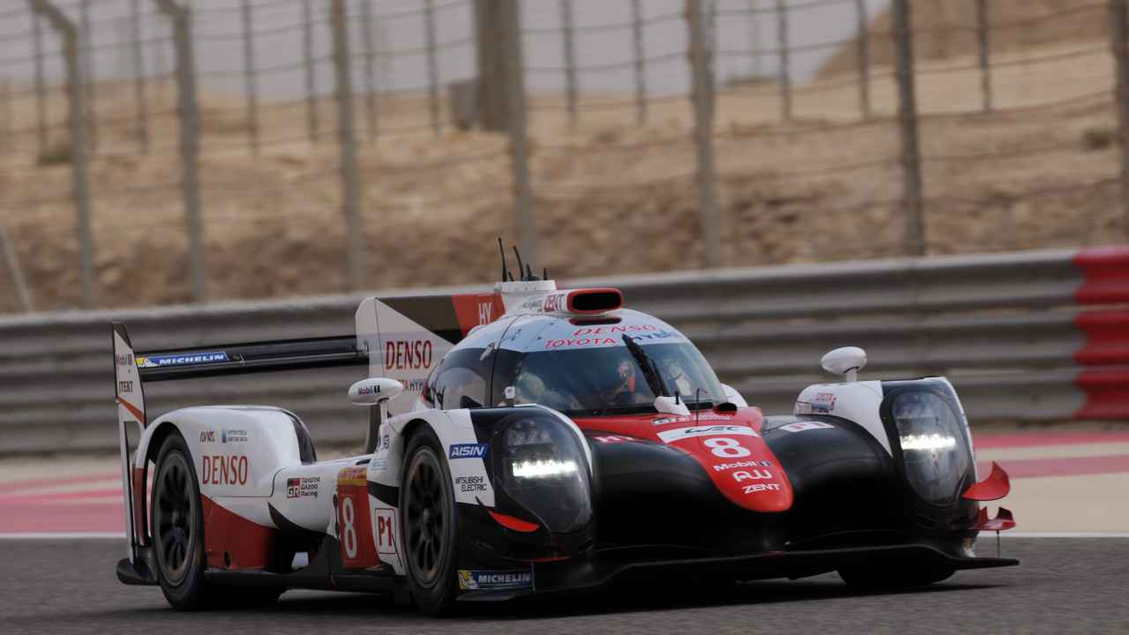 Alonso prueba el Toyota de Le Mans