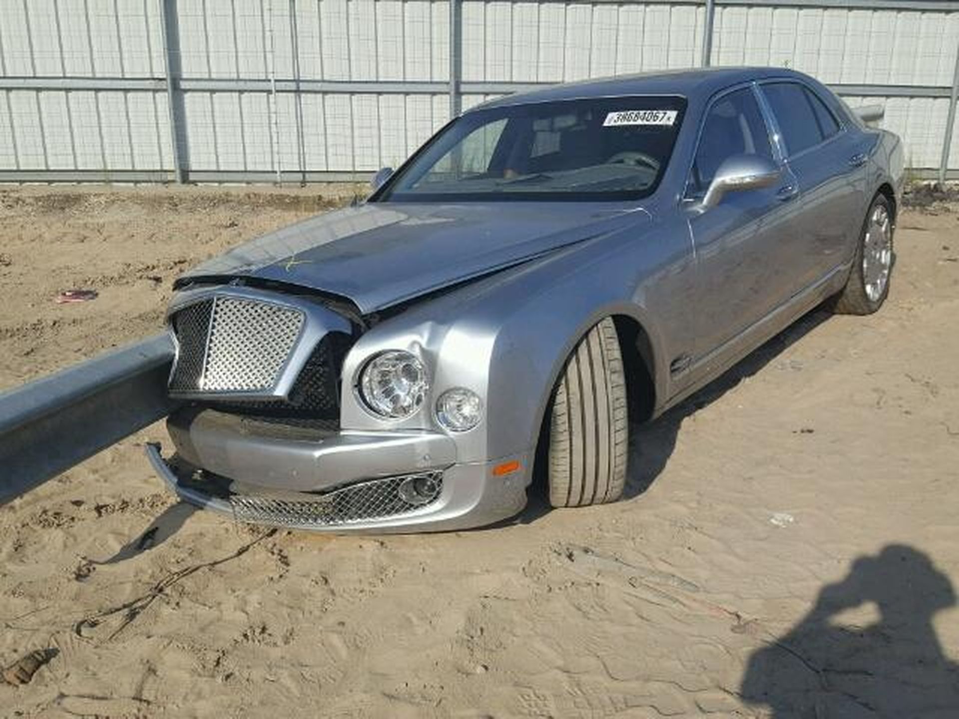Bentley Mulsanne accidentado