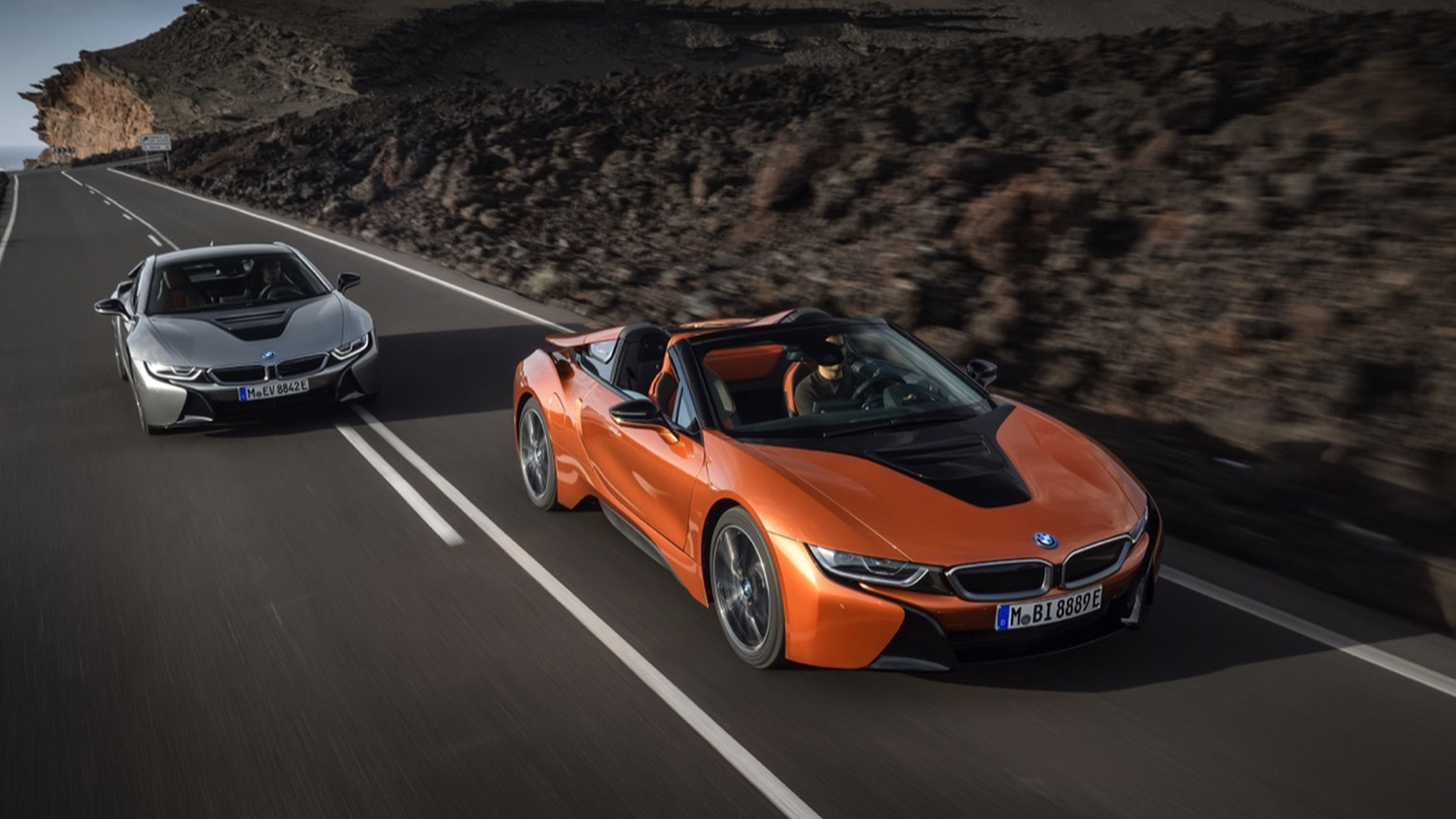 Aquí puedes ver las diferencias entre el BMW i8 Roadster y el I8 Coupé