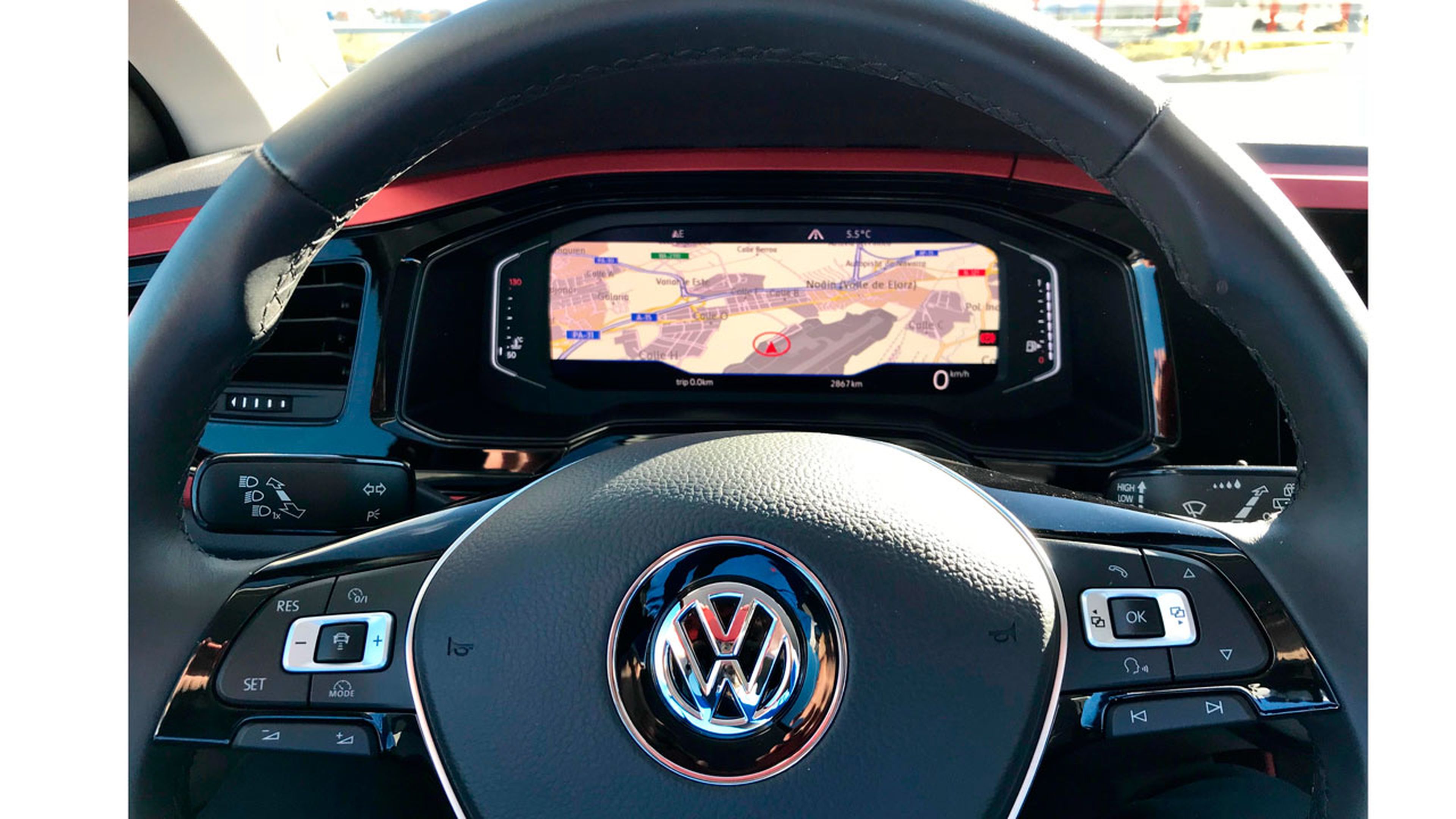 Navegador a pantalla completa en el Digital Cockpit del VW Polo 2017.
