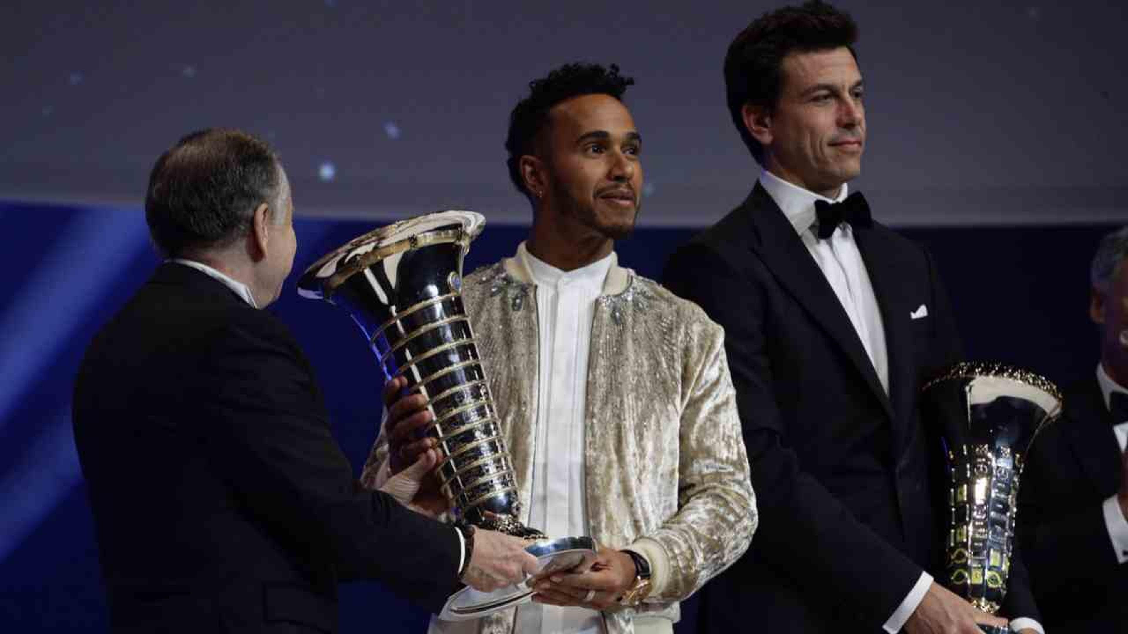 Lewis Hamilton y Toto Wolff en la Gala de la FIA