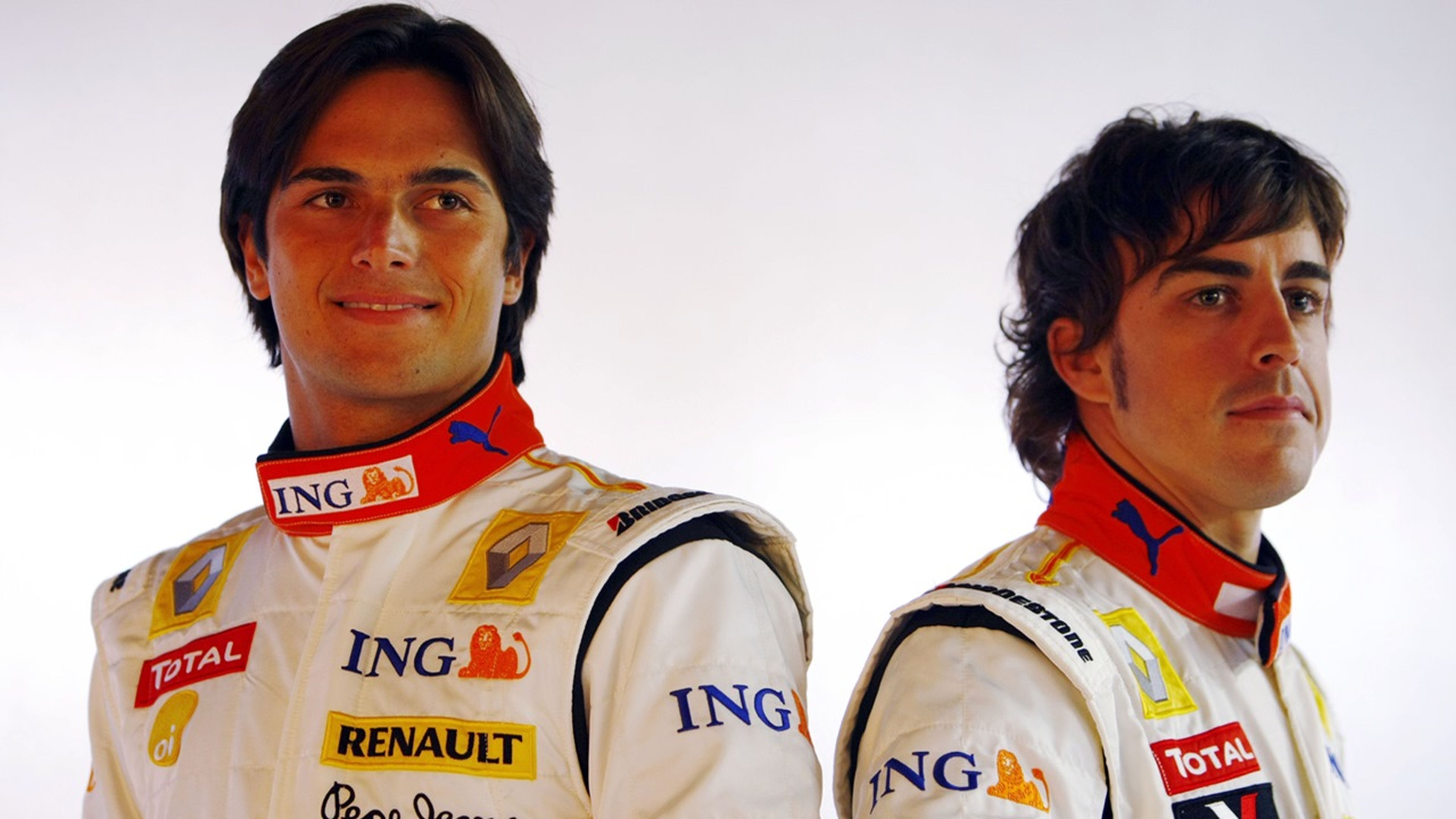 Fernando Alonso y Nelson Piquet Jr. en 2009