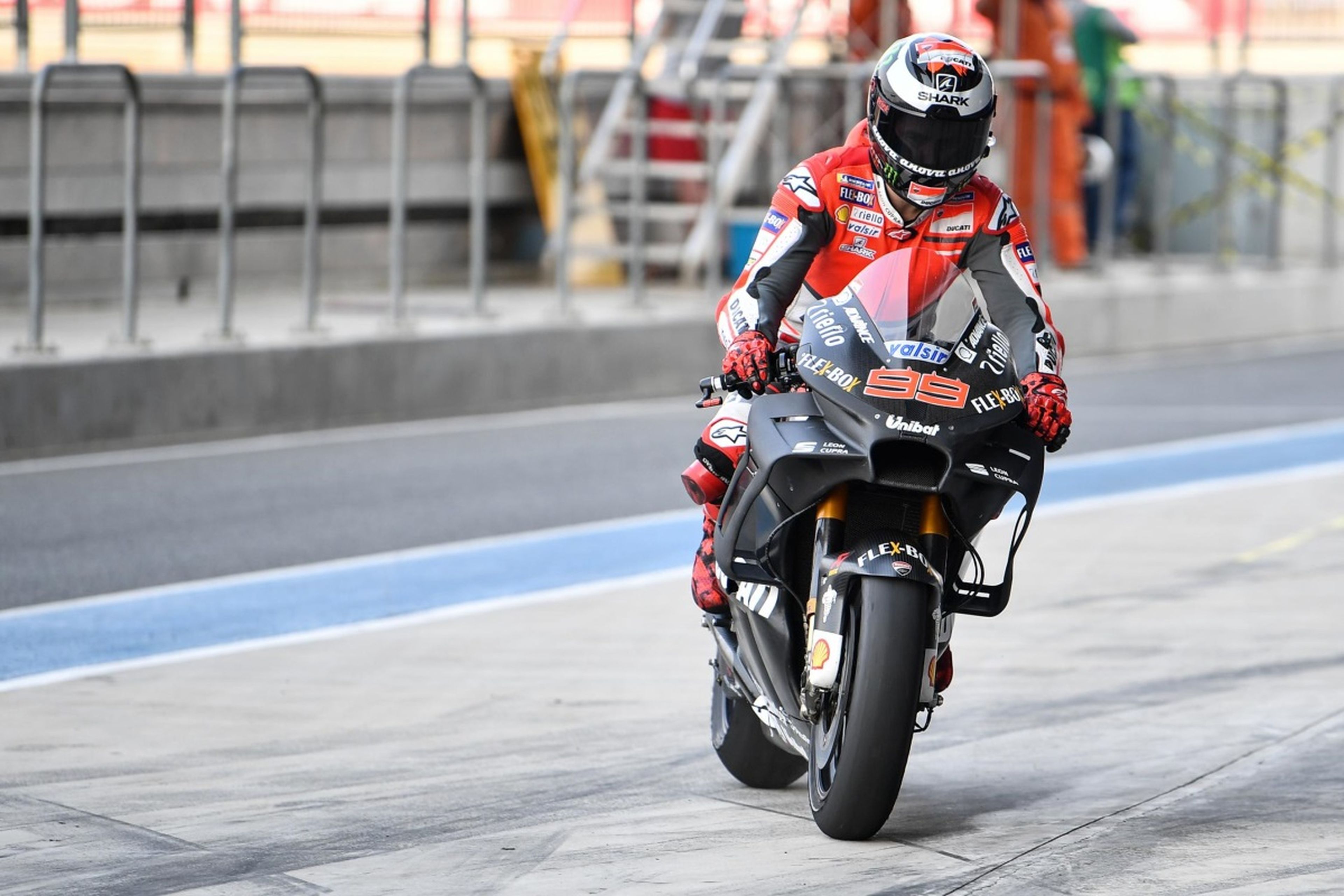 Ducati prueba tres carenados diferentes en el test de Tailandia