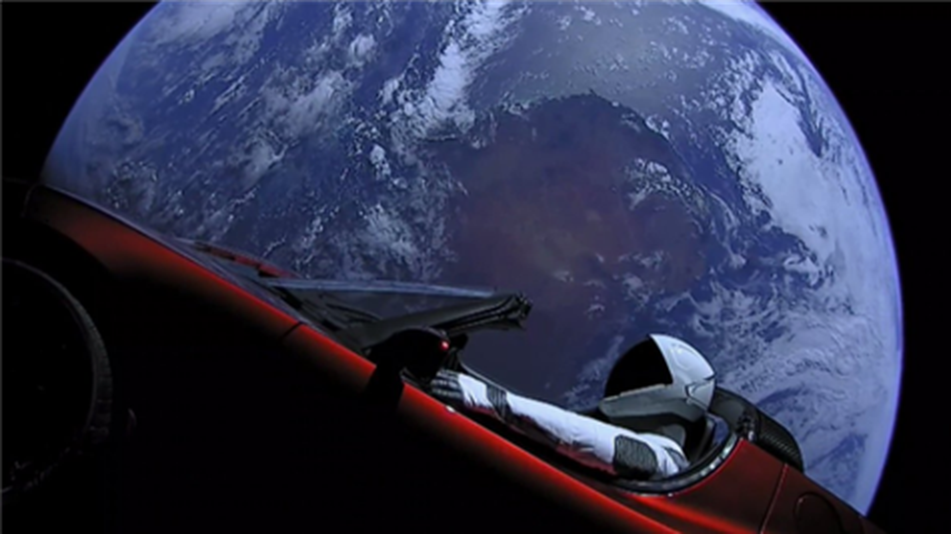 Memes del Tesla Roadster que vaga por el espacio