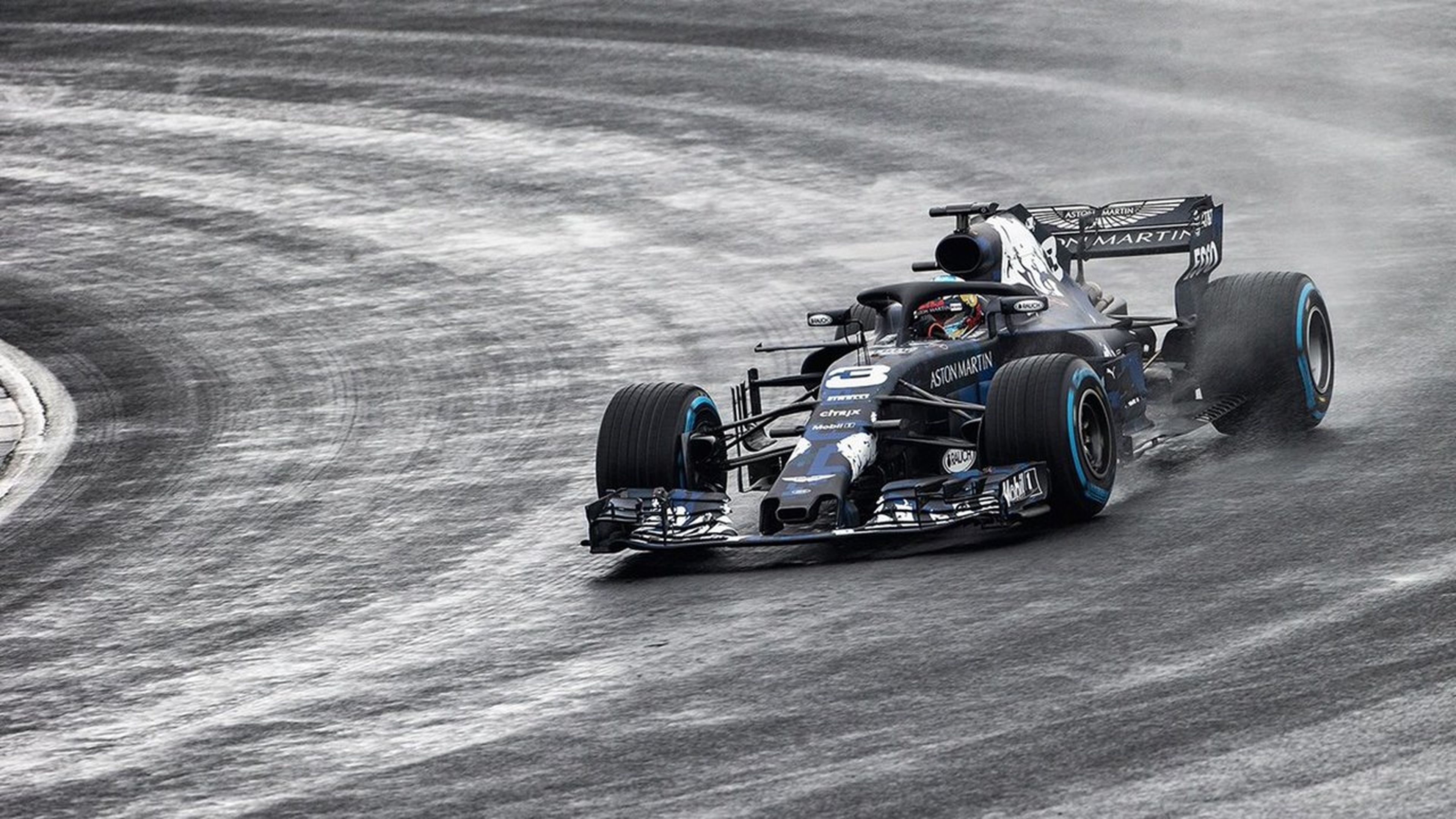 Test Daniel Ricciardo Silverstone