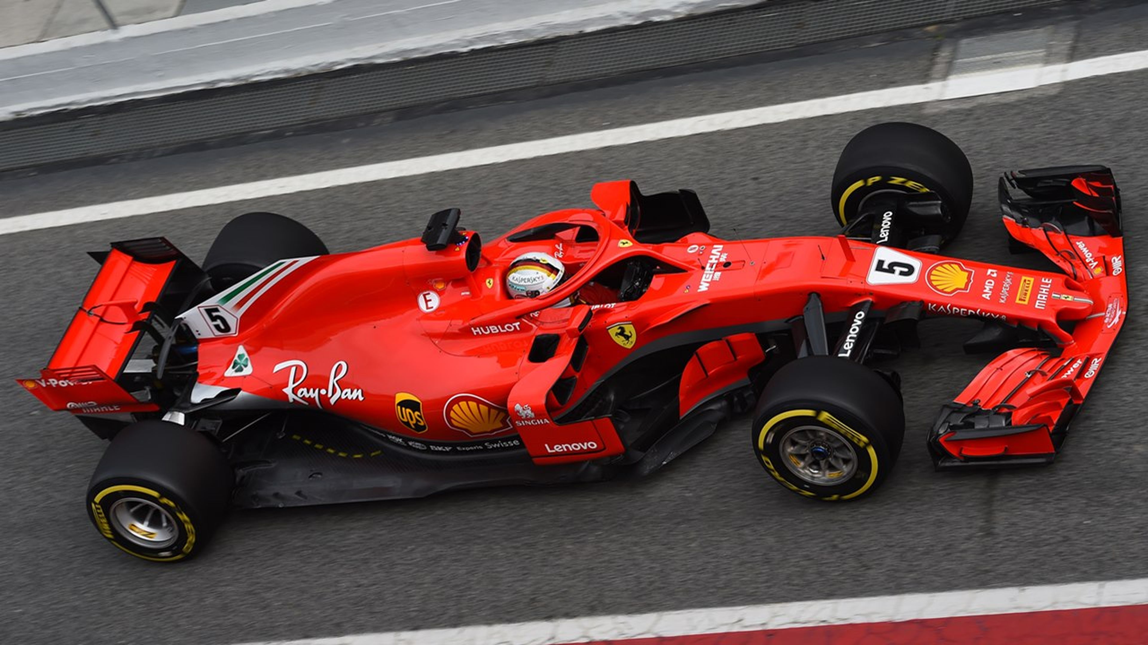 Vettel test F1 Barcelona