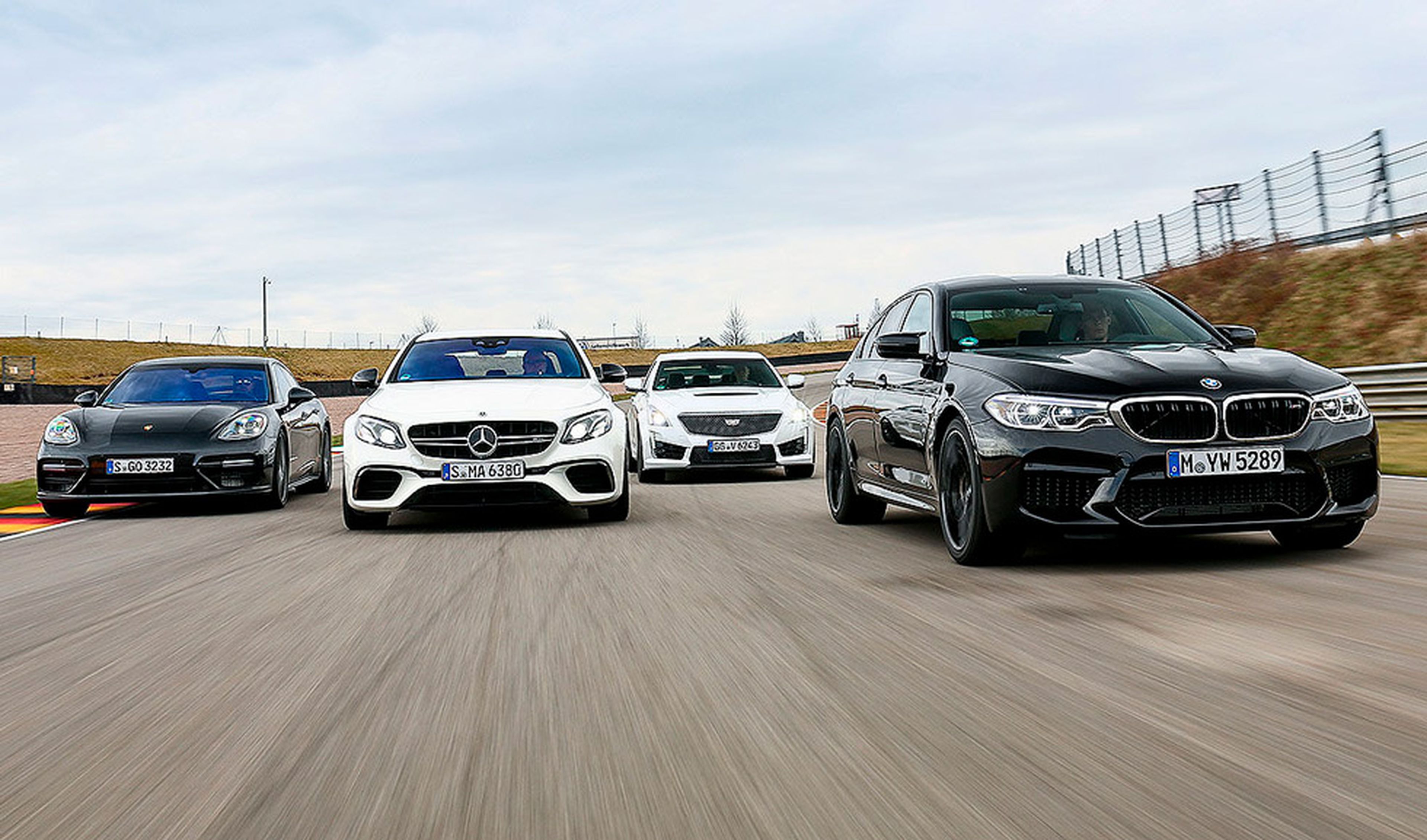 BMW M5 vs Cadillac CTS-V, Mercedes-AMG E 63 S y Porsche Panamera Turbo