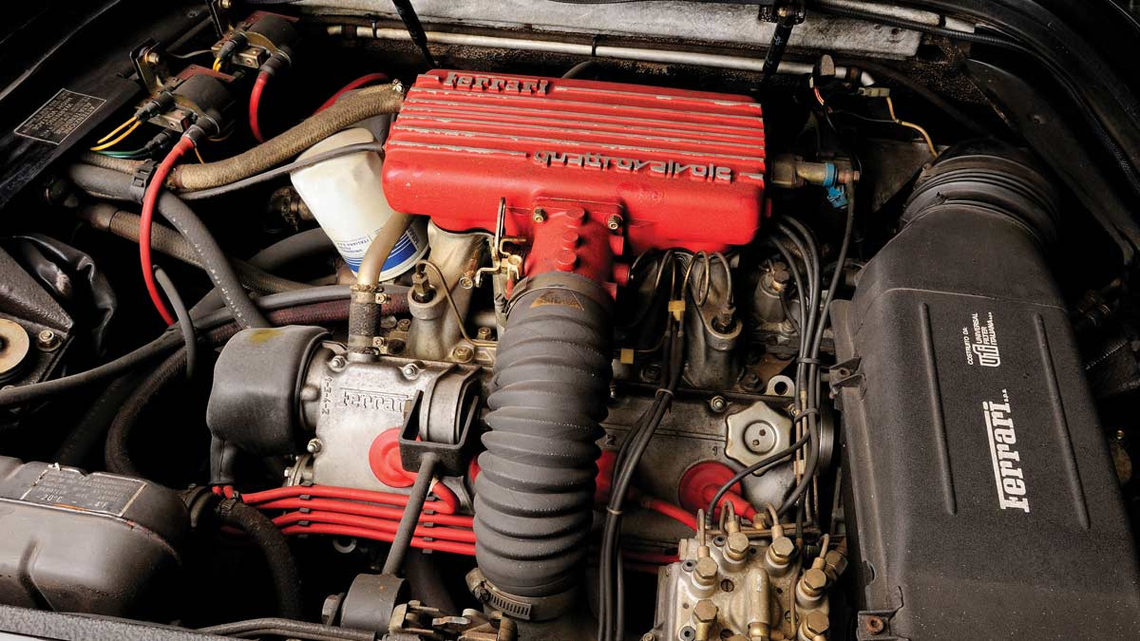 Ferrari Mondial motor