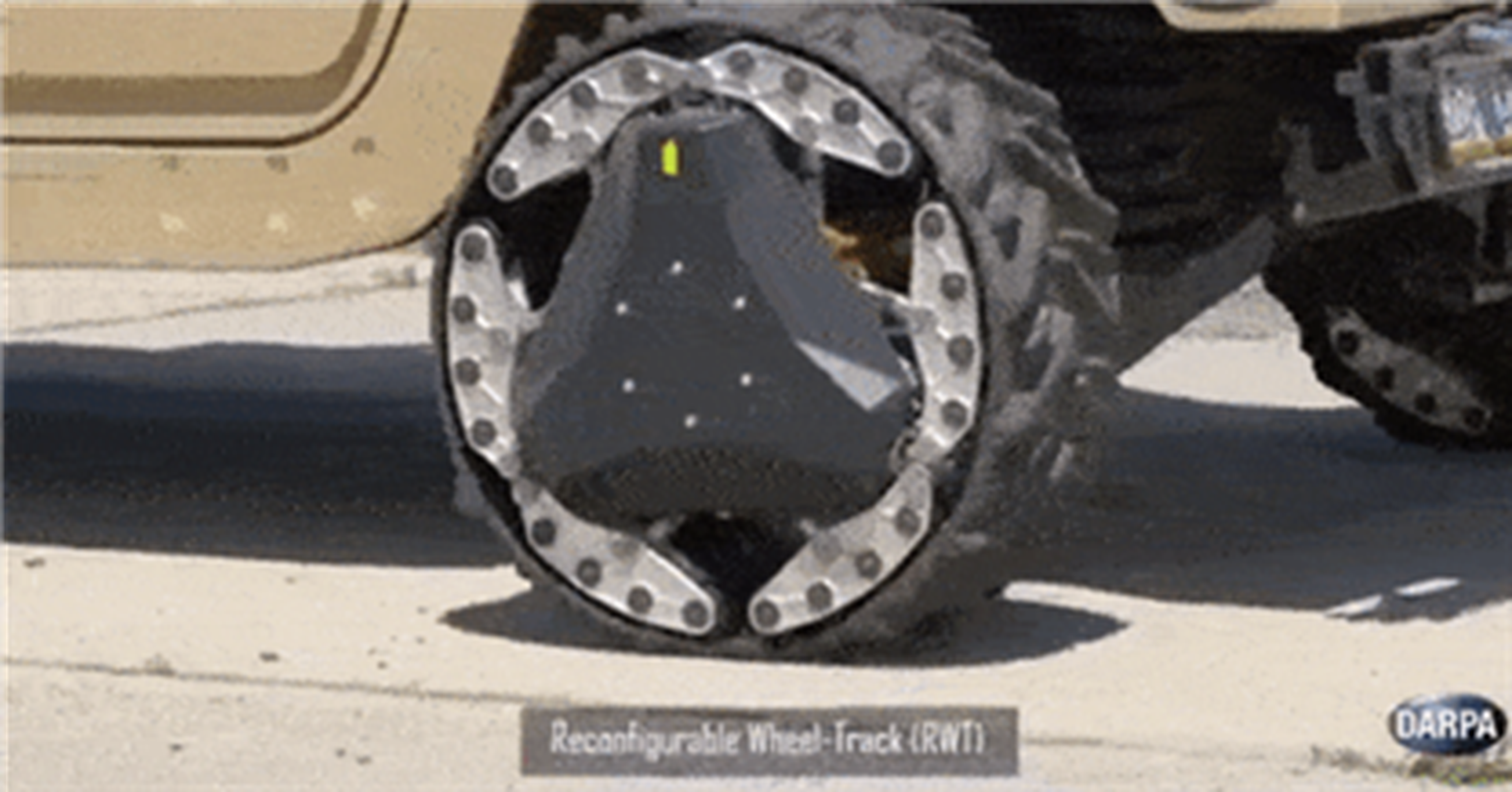 VÍDEO: Estos neumáticos se transforman en orugas en dos segundos