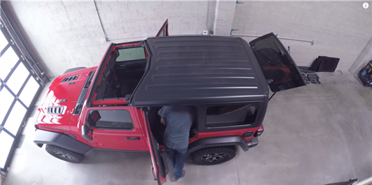  Jeep Wrangler JL    cambia a techo blando con más facilidad