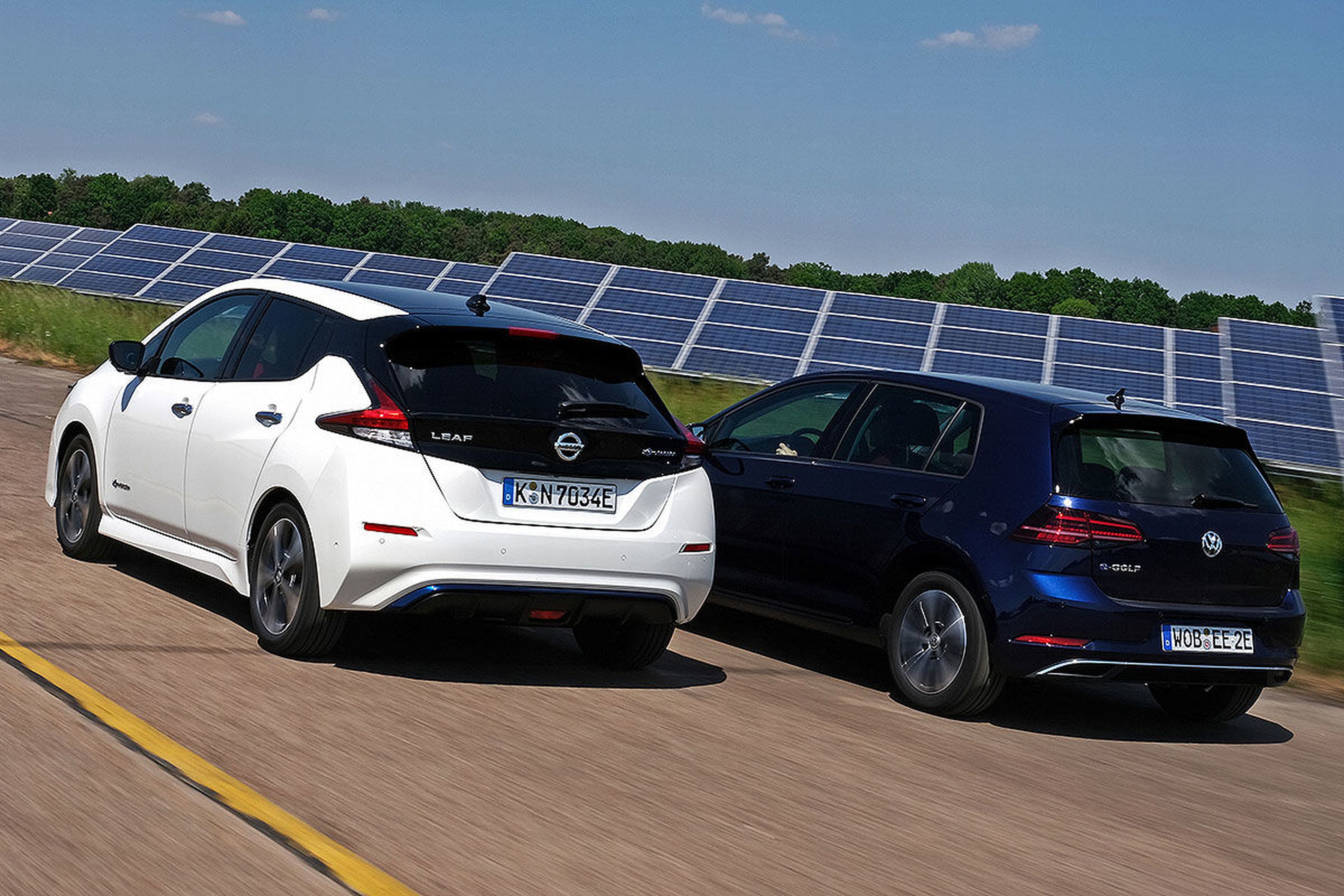 Nissan Leaf vs Volkswagen e-Golf