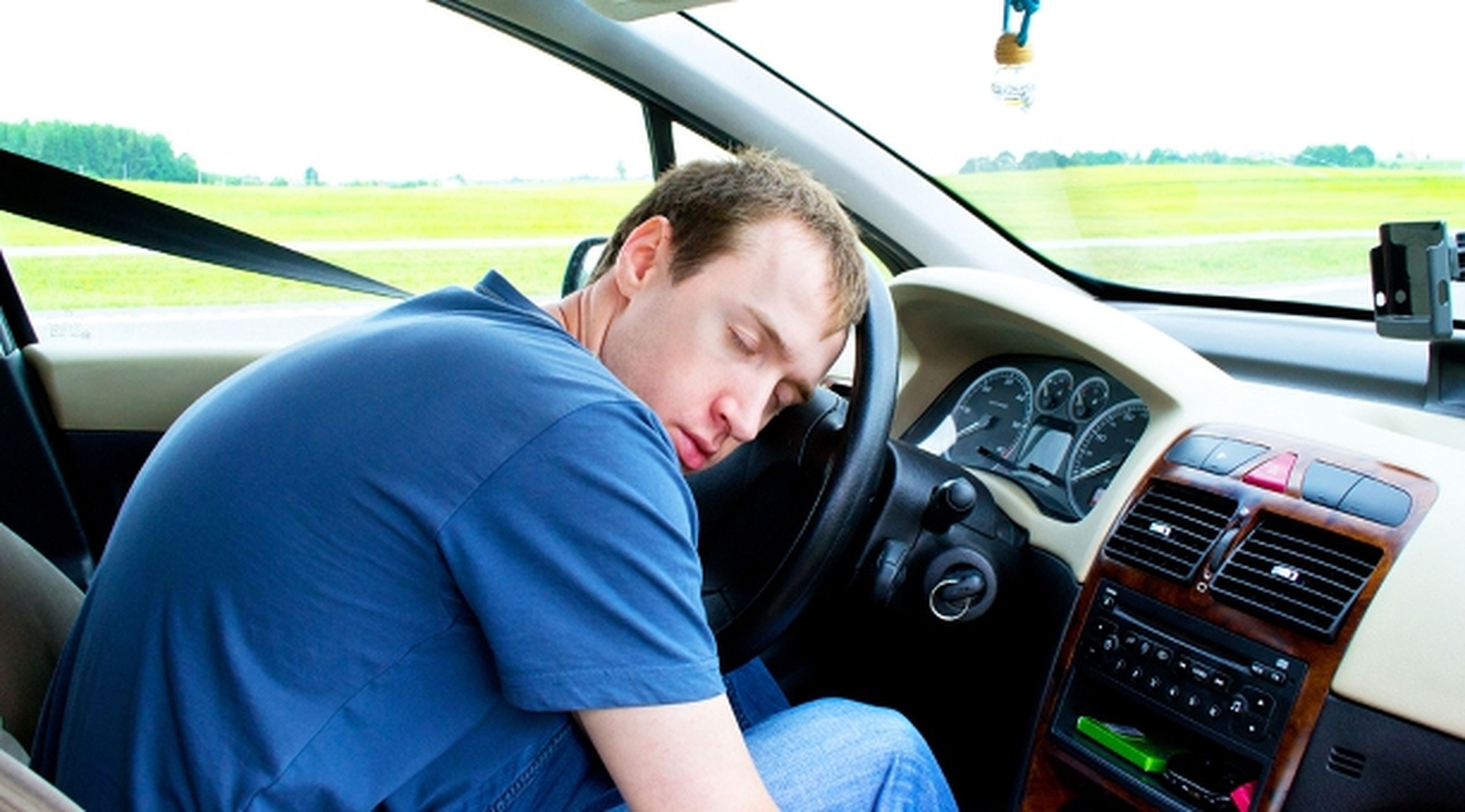Por qué viajar en coche da sueño