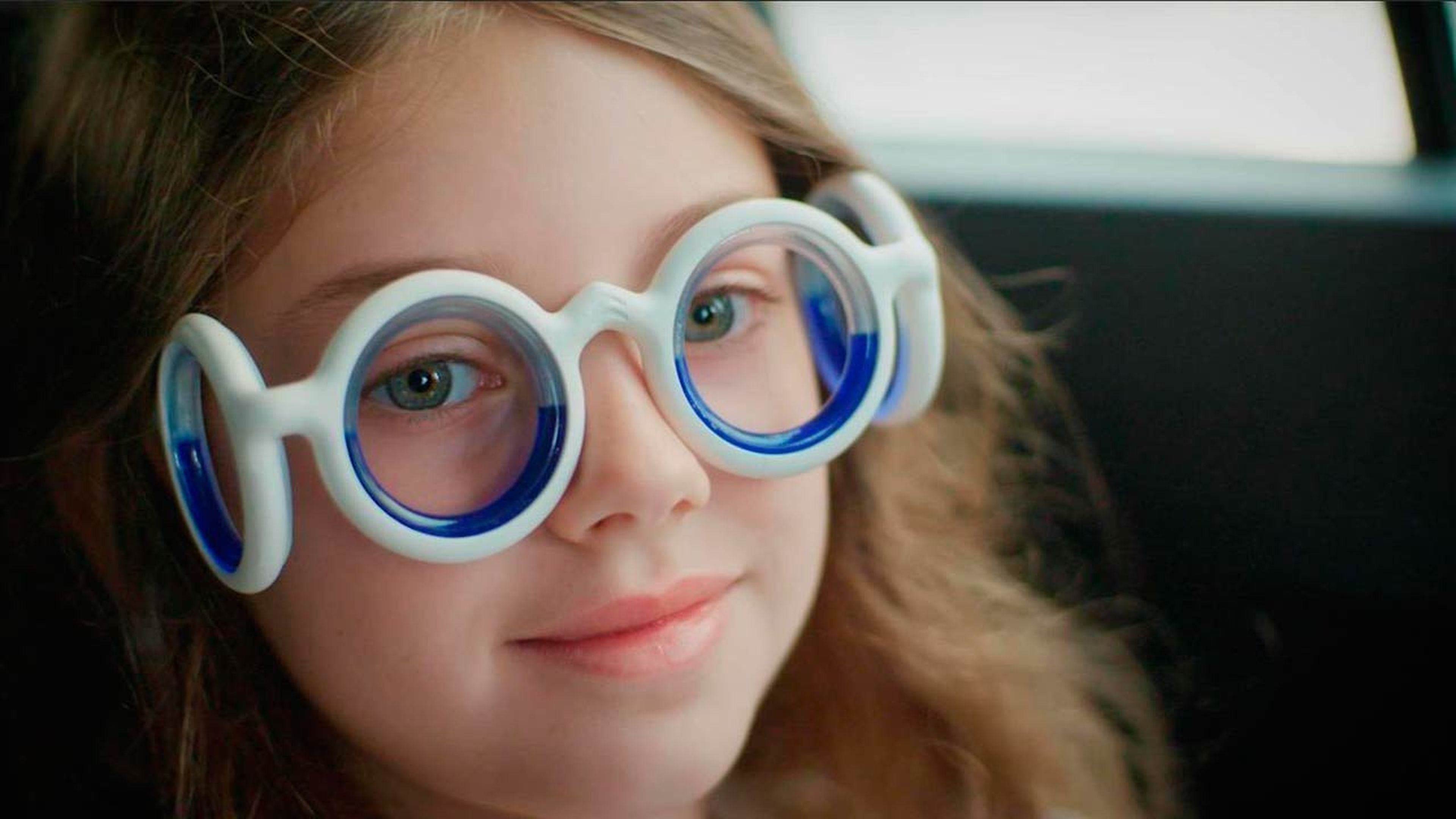 Seetroen, las gafas que evitan mareos en el coche