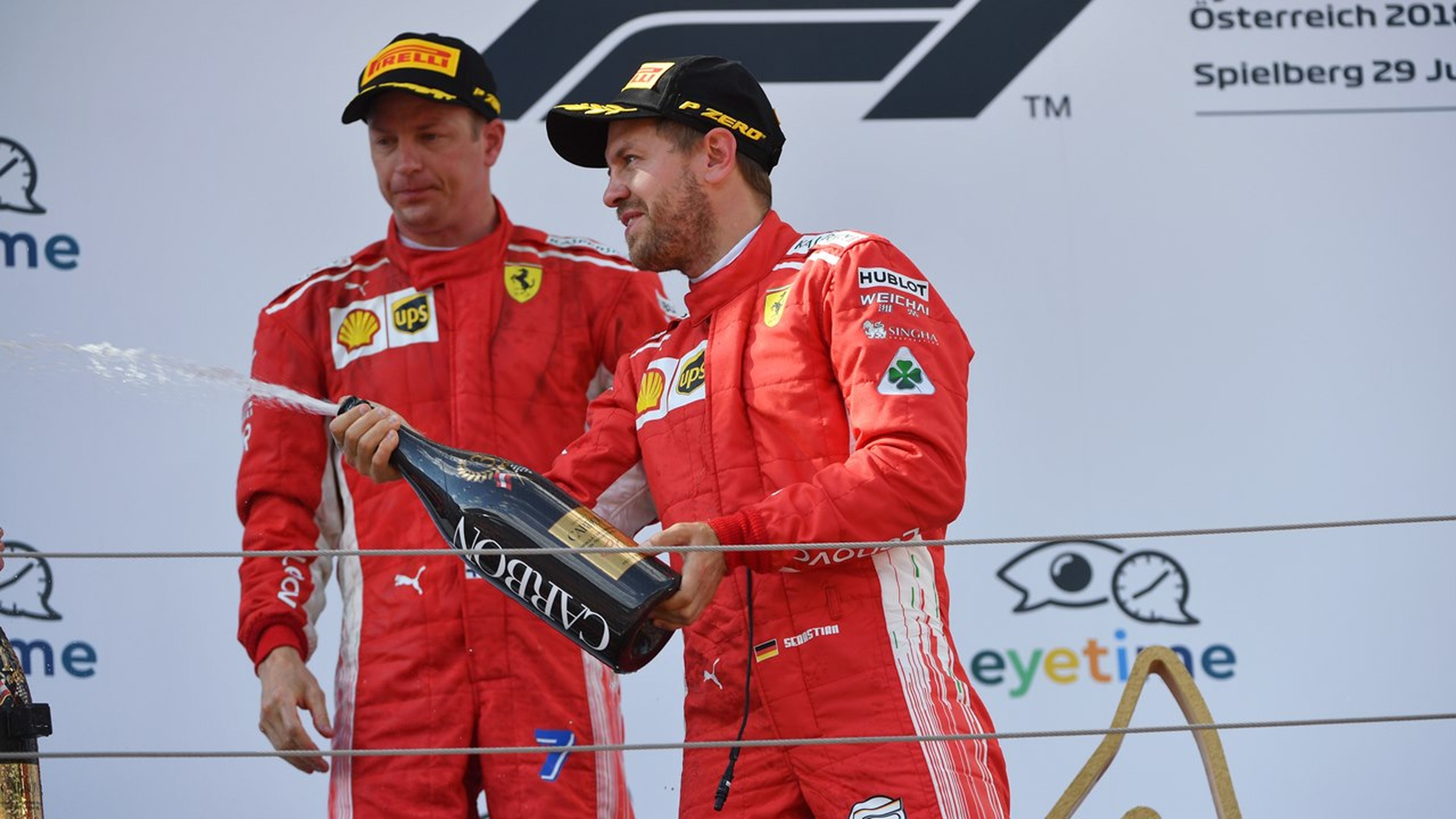 Vettel y Raikkonen