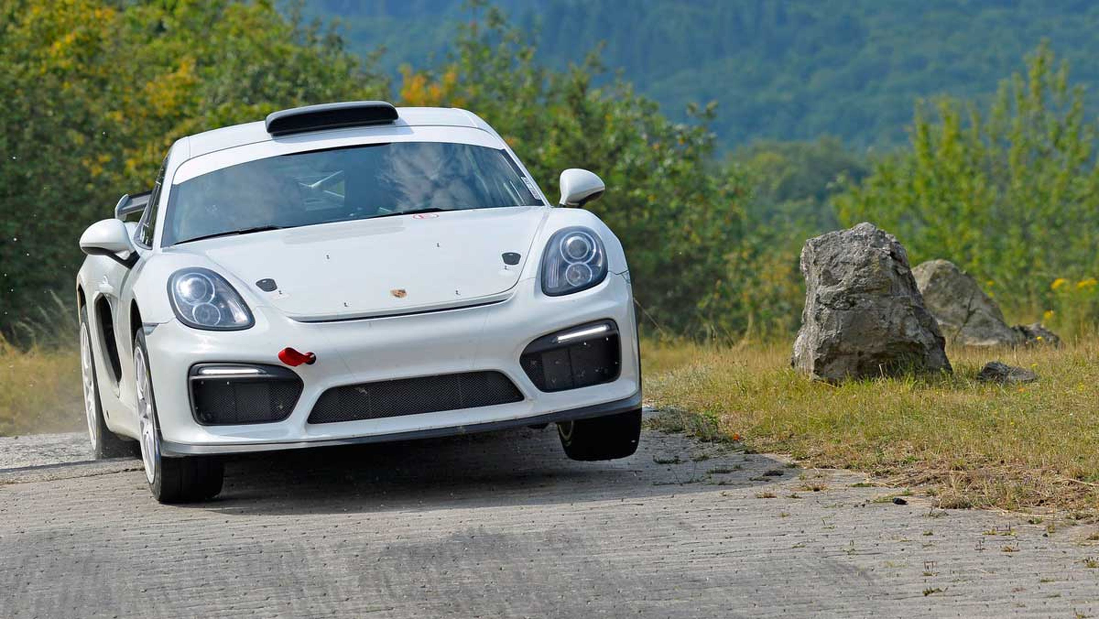 Porsche Cayman GT4 Clubsport Rallye concept