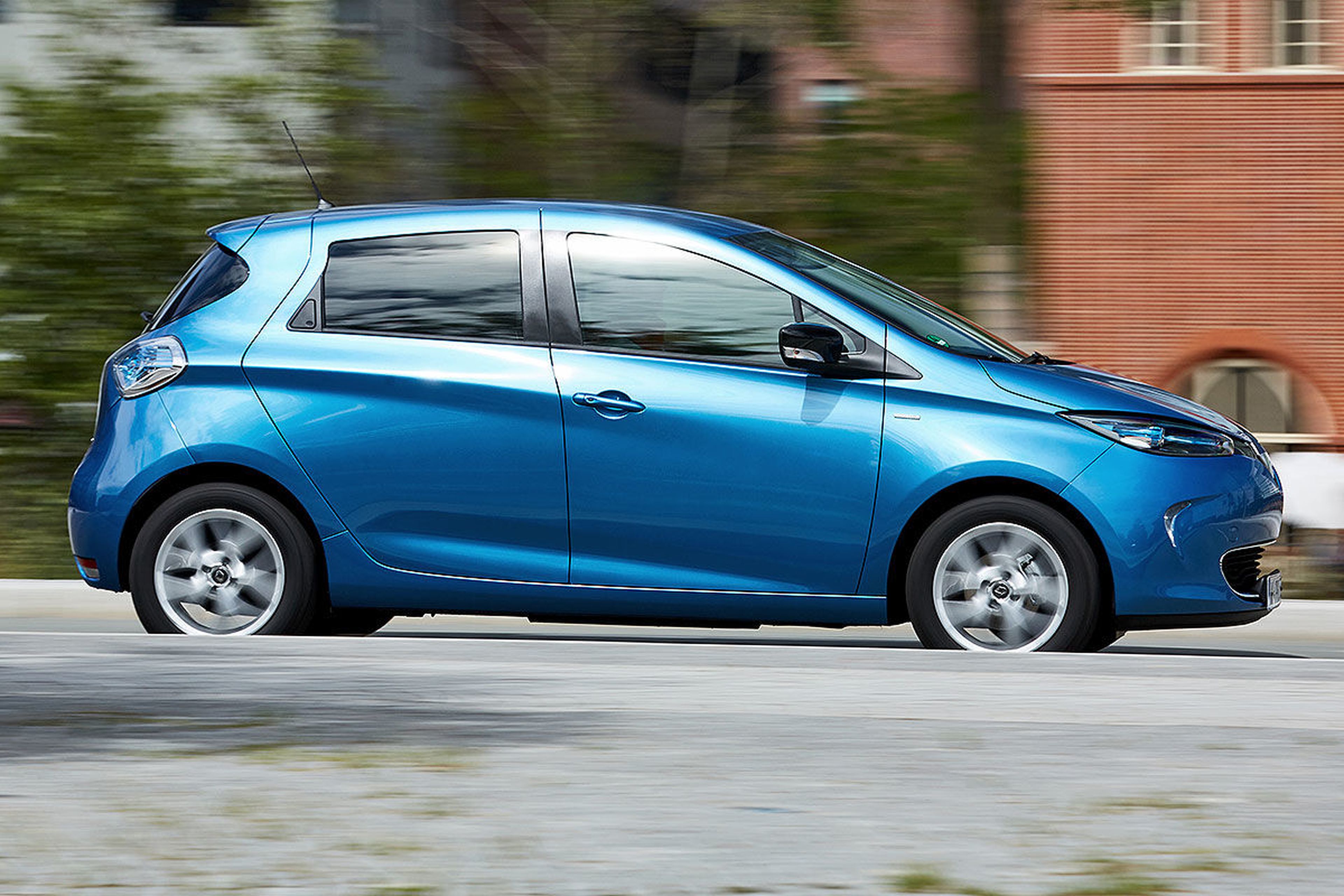 Renault Zoe vs Smart fortwo Electric Drive y Volkswagen e-Up